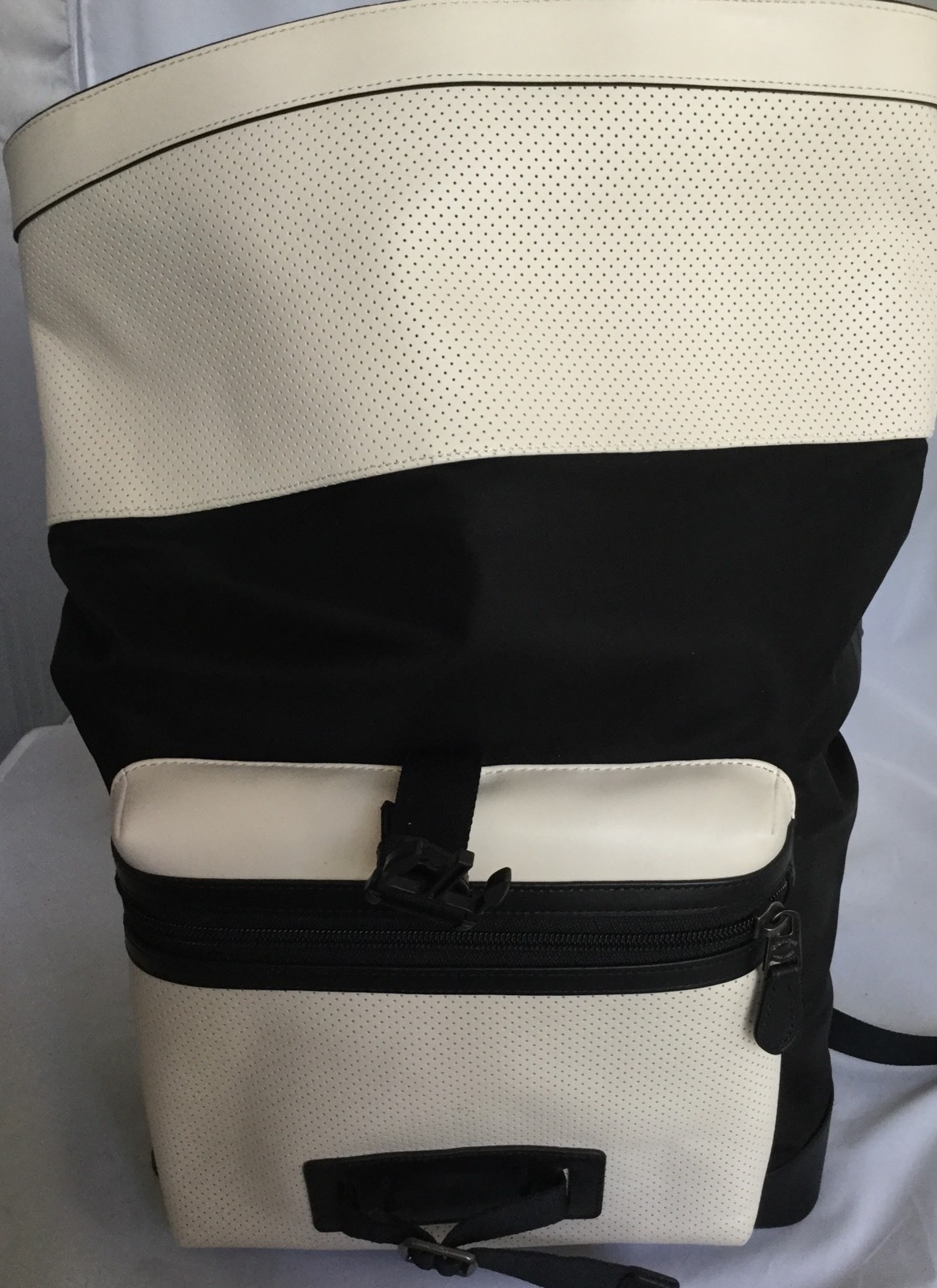 COACH F56662 Explorer Back Pack Perforated Mixed Materials Chalk/Black NWT
