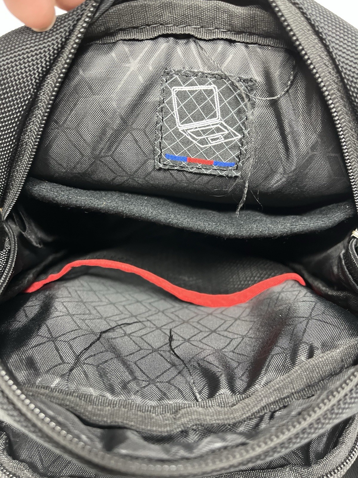 Artic Hunter Black Adjustable Zip Men’s Cross Body Tablet Computer Travel bag