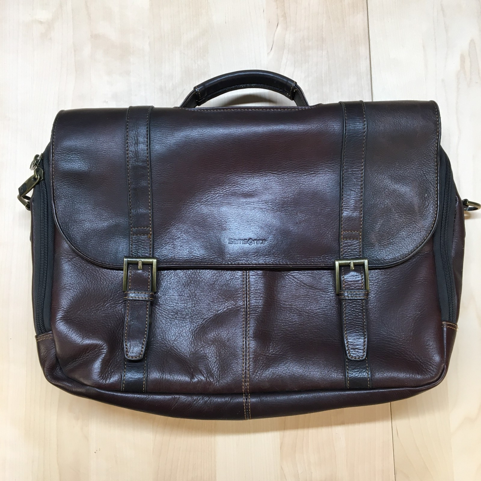 Samsonite Colombian Leather Flap Over Laptop Briefcase Dark Brown Premium 18″