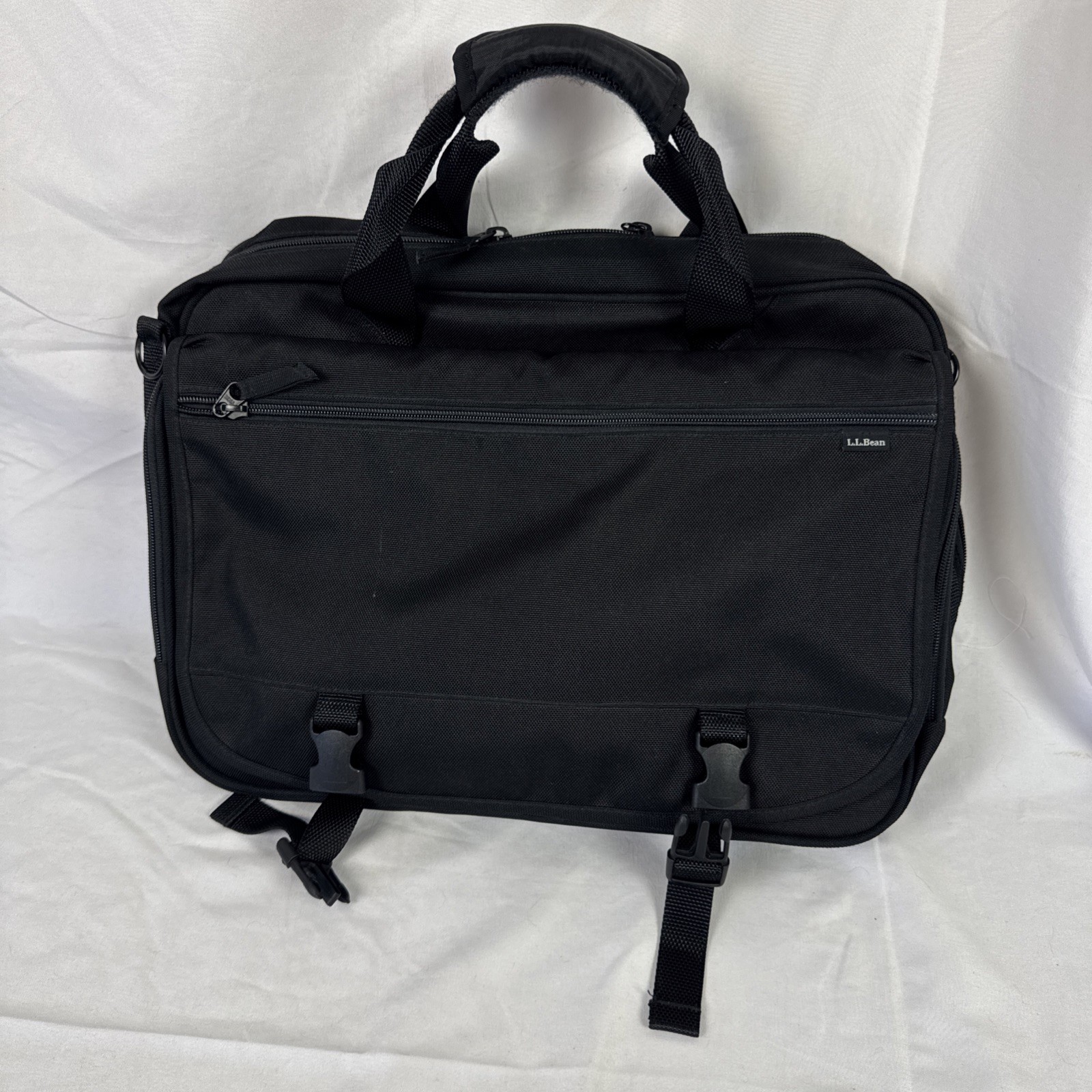 Vintage L.L Bean Black Travel Messenger Laptop Bag 18X13” 10 Compartment-Pocket