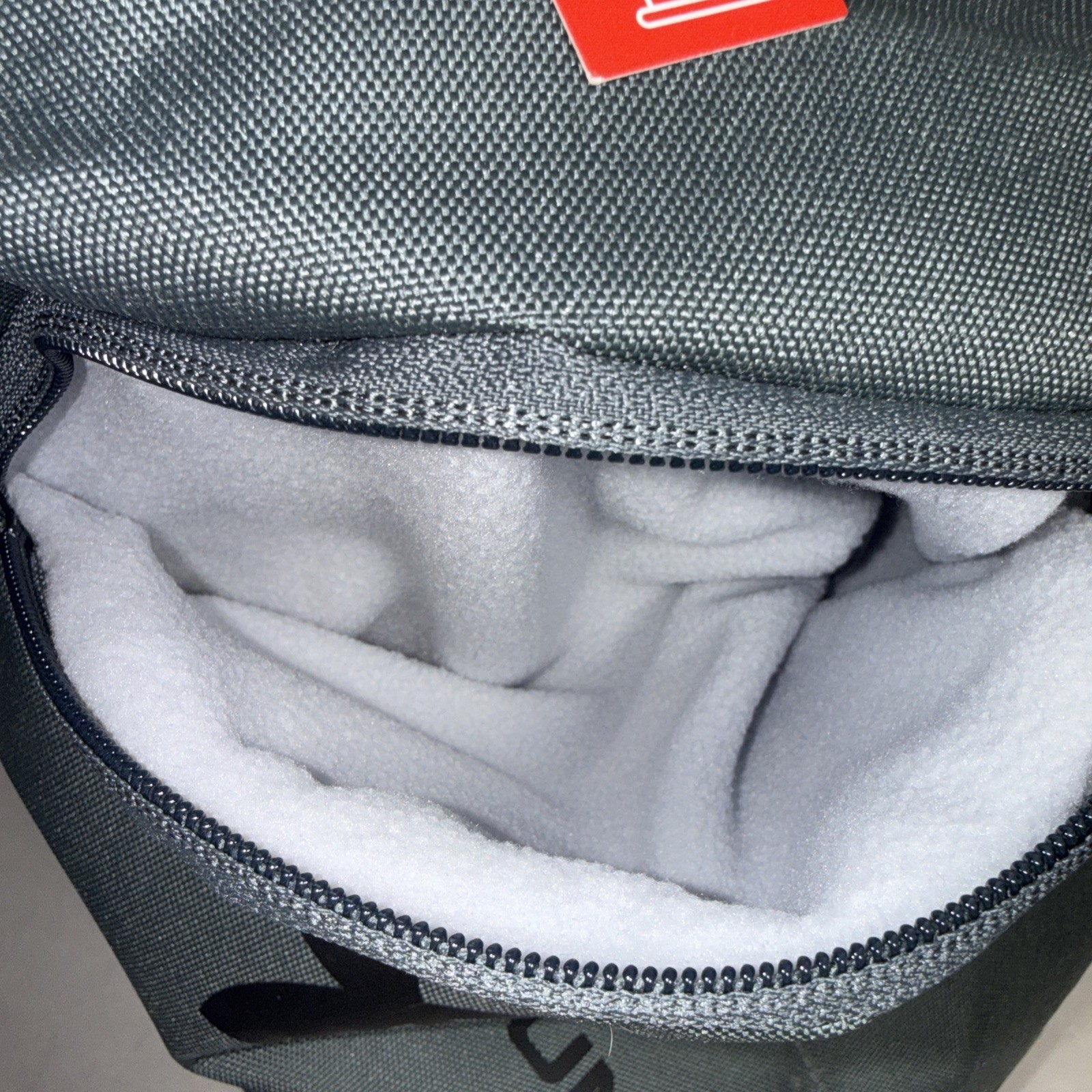Under Armour Unisex Hustle Lite Backpack, Green Travel/School