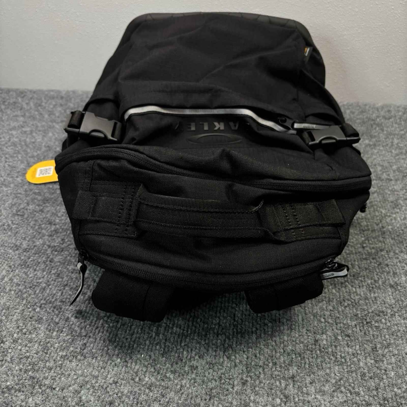 Oakley Crestible 23L Utility Backpack Black Laptop Travel School Work Office NWT
