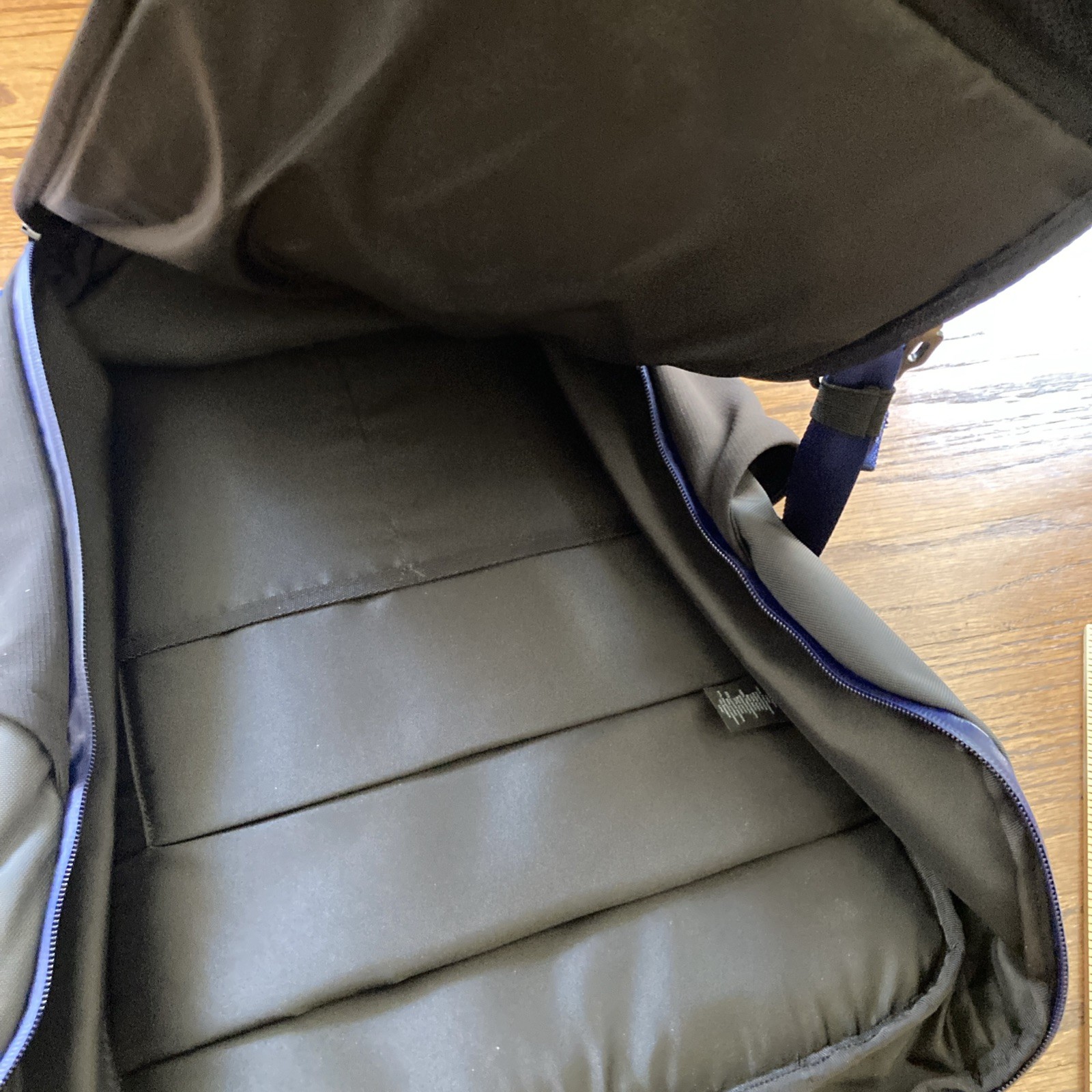 NWT Lululemon Mens More Miles Backpack 25.5L OBSI Black/Blue