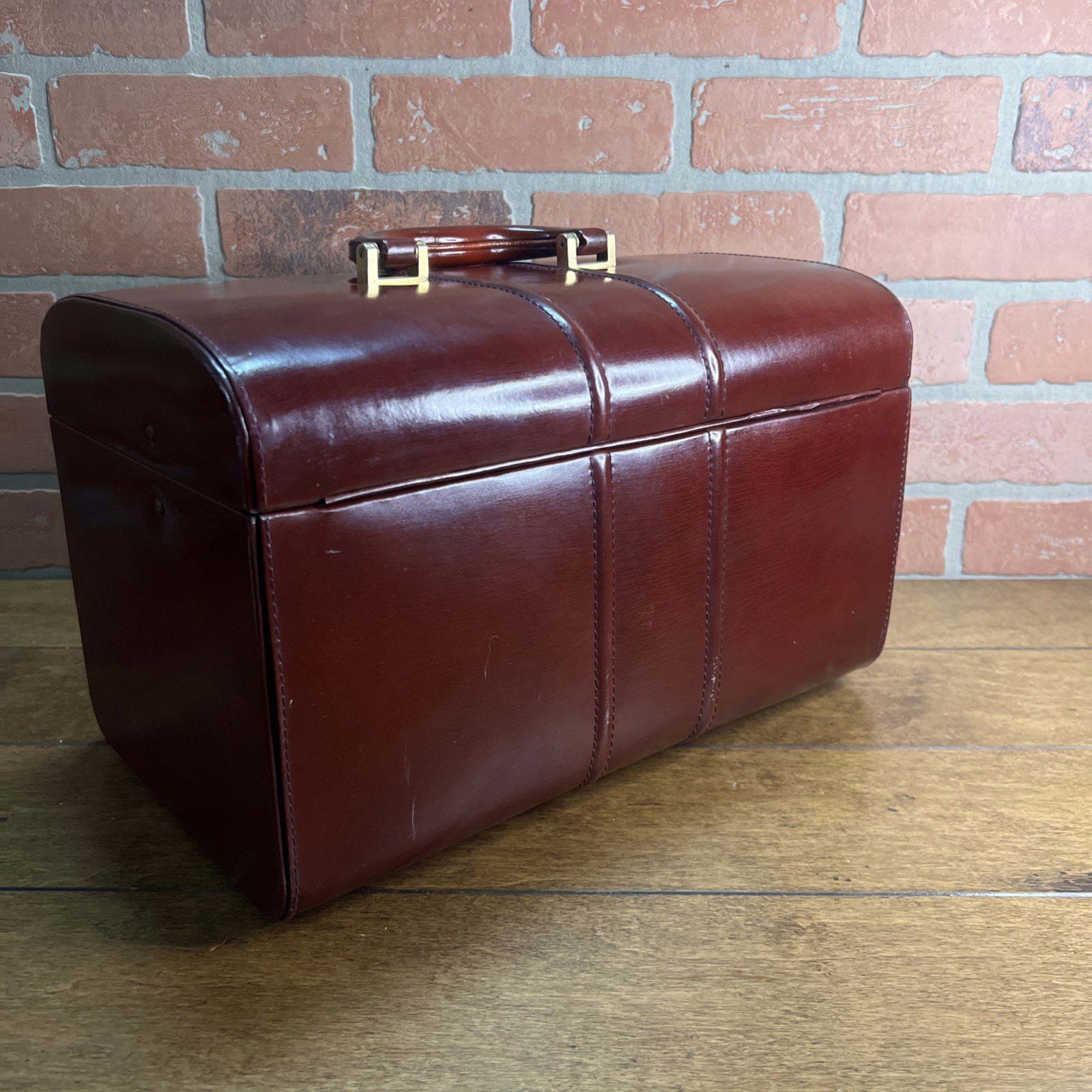 Amiet Bag Briefcase Attache Leather Vintage Train Case Euro Chic International