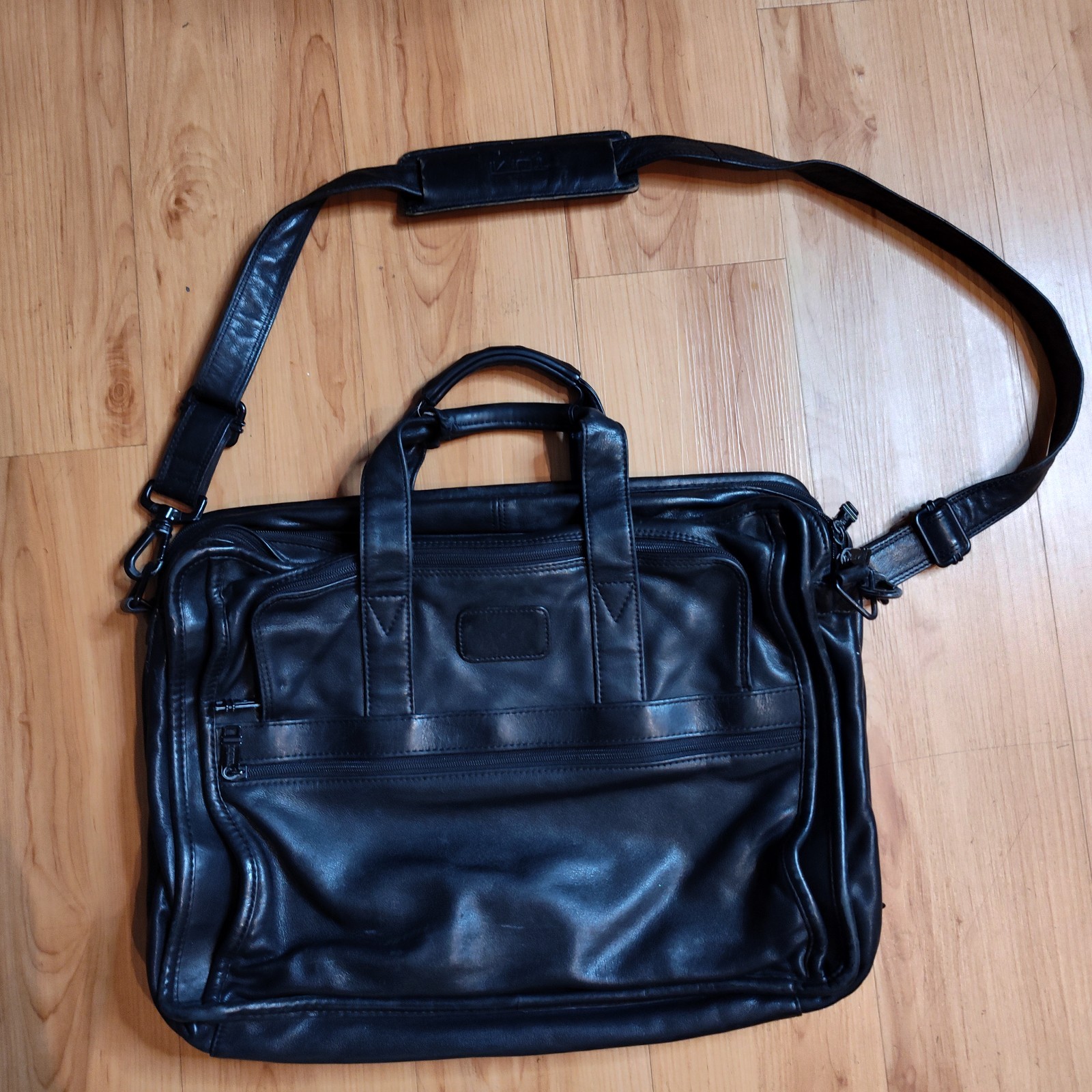 TUMI Alpha Black Leather Laptop Business Commuter Bag 9601D3