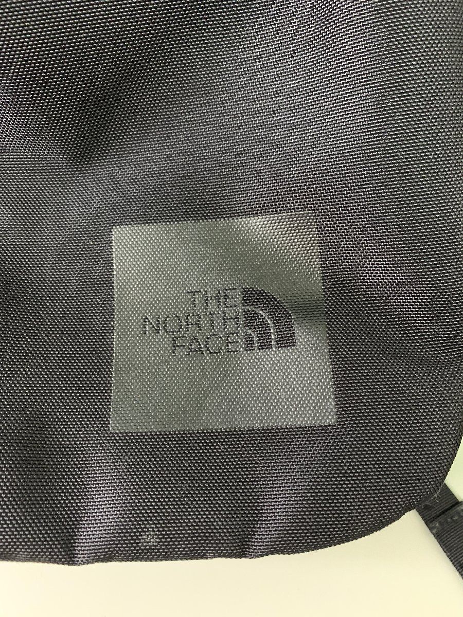 THE NORTH FACE Shuttle Daypack Slim Backpack Black 38cm x 48cm x 9cm