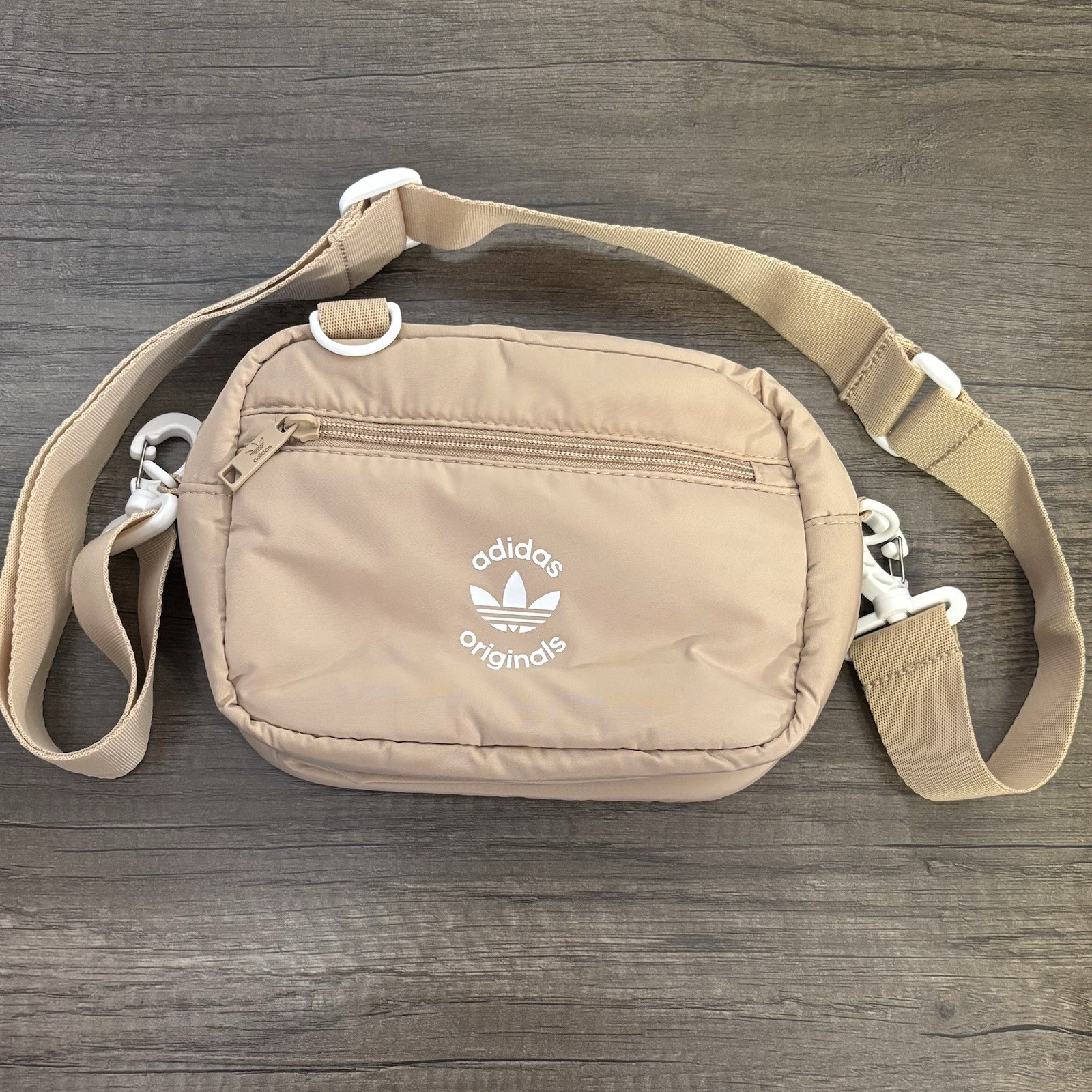 Adidas Original Puffer Pouch Magic Beige White Crossbody Fanny Hip Pack