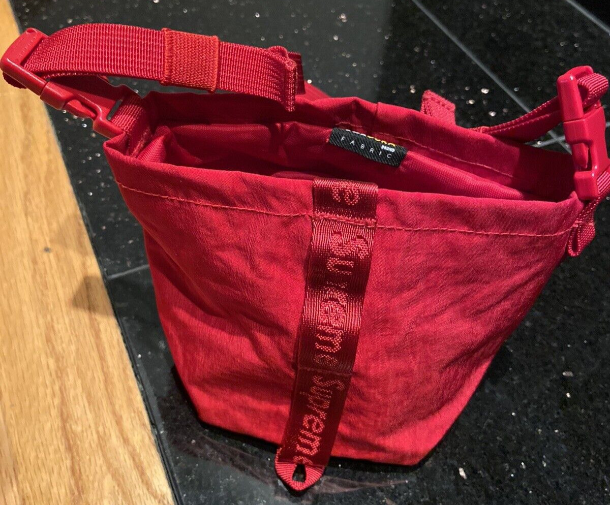 SUPREME NECK POUCH DARK RED OS FW20 (IN HAND) AUTHENTIC, FAST SHIP