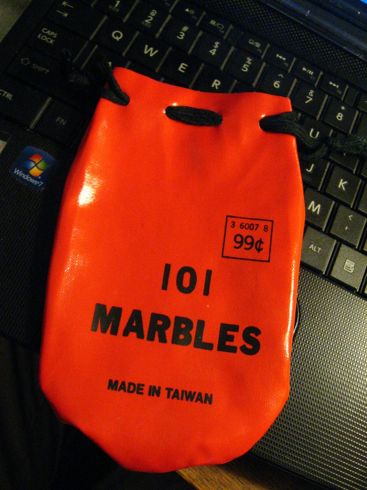 Red Pleather 1970’s Marble Bag – Vintage Vinyl Naugahyde Taiwan Draw String Sack