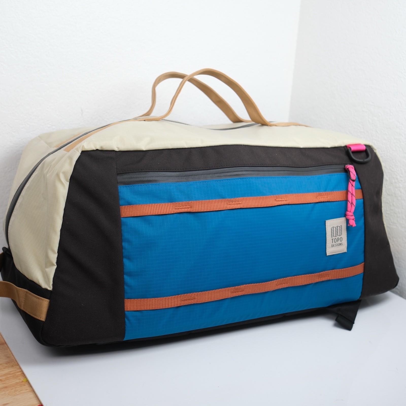 Topo Designs Mountain Duffel 40L Backpack Bag Blue Cream Black 3-Way Travel