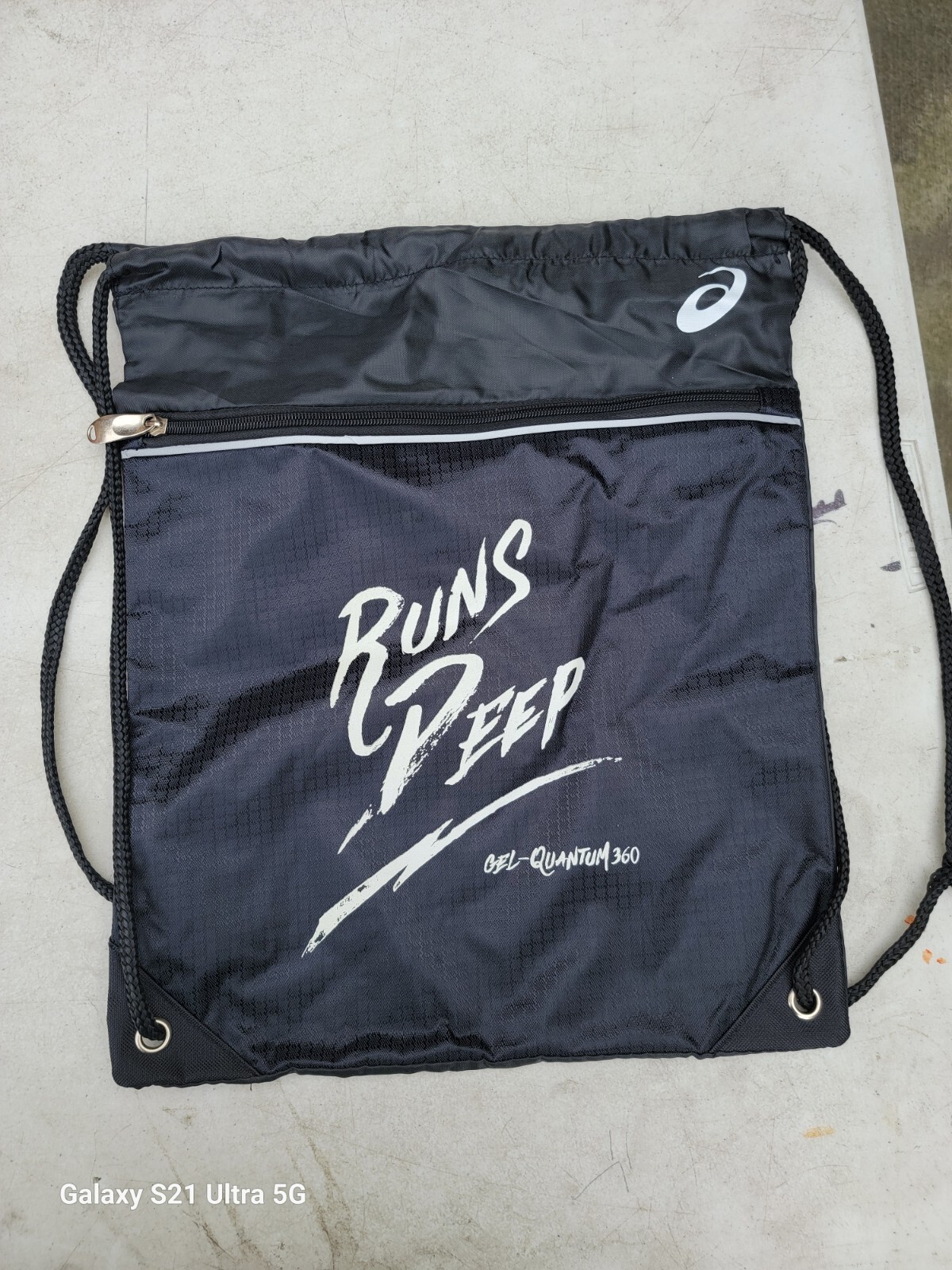 ASICS lot 5 Runs Deep Cinch Sack Backpacks Glow In The Dark Light Weight Black