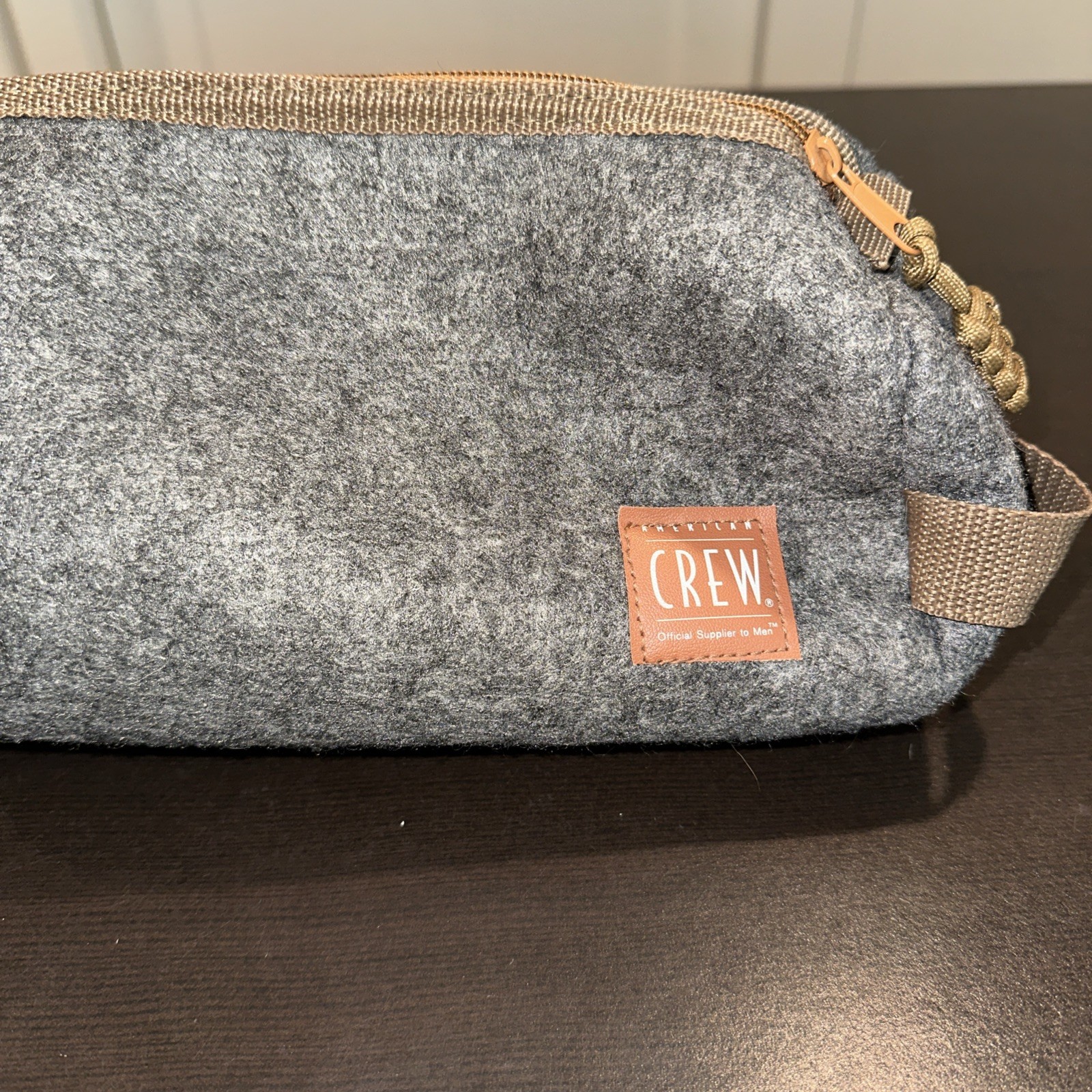 American Crew Men’s Felted Grey Zippered Toiletries Bag 10”x5”x5”