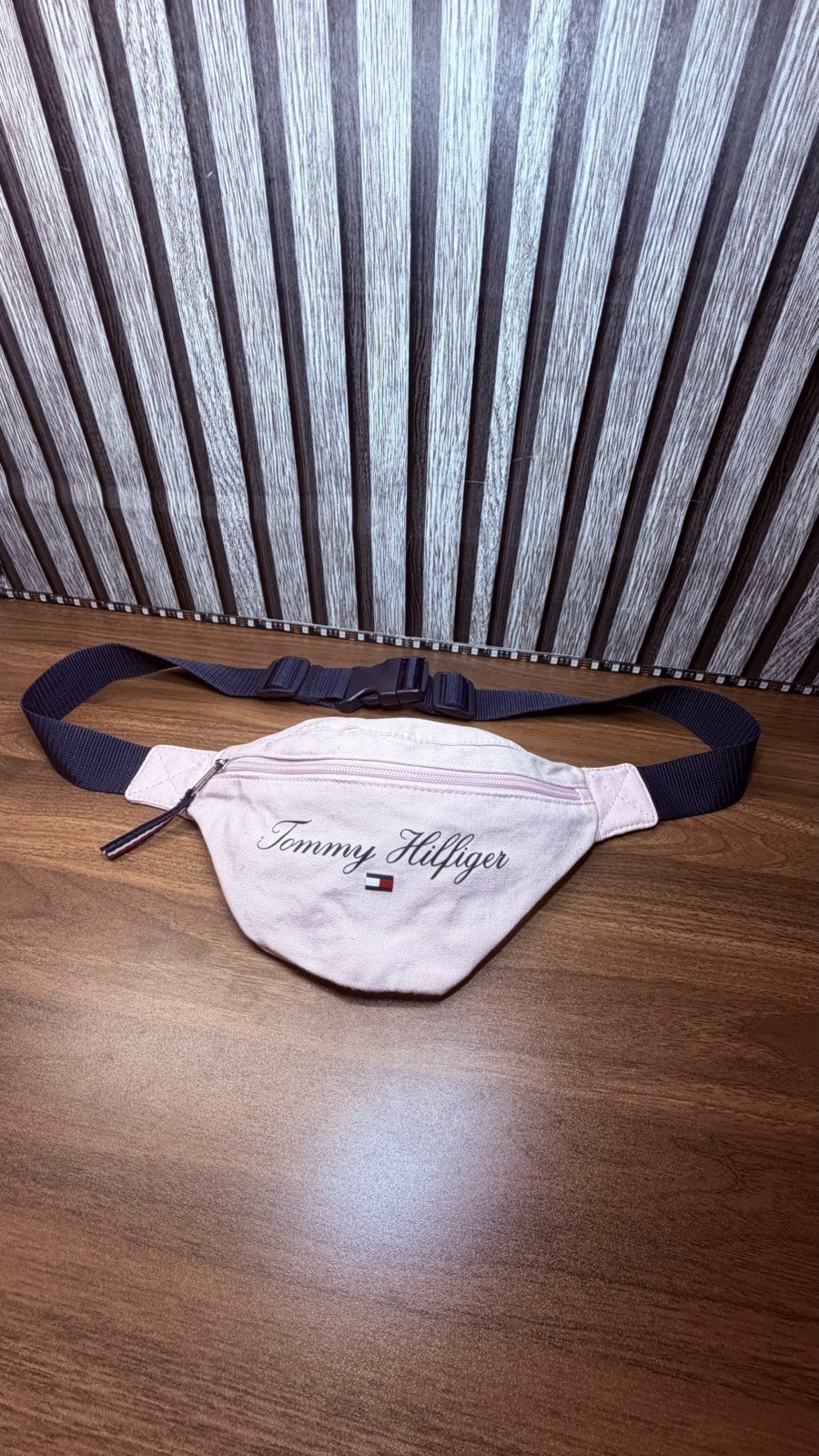 Tommy Hilfiger Solid Pink/Navy Belt Bag Fanny Pack Zip Closure Adjustable Strap