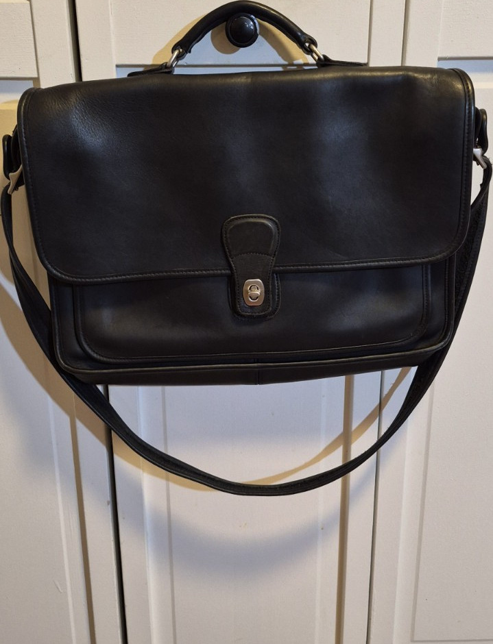 Vintage Coach 5180 Metropolitan Black Leather Messenger Bag #devilwearsprada2