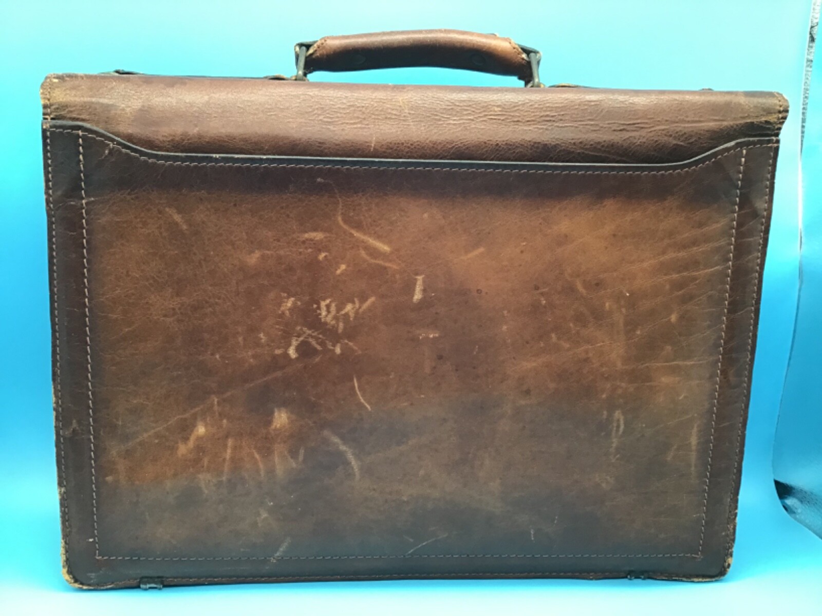 Renwick Brown/Tan Leather Briefcase Made in Canada Vintage 17 x 14 Inches