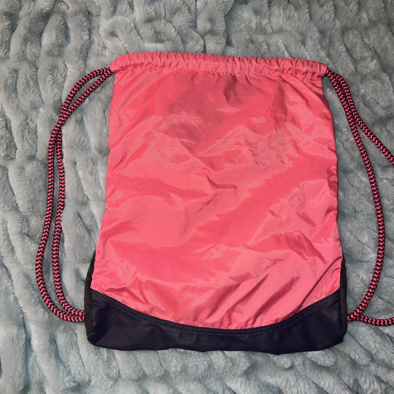Nike Drawstring Backpack Pink White Logo Gym Sack Bag 17″ x 12.5″ Zip Pocket