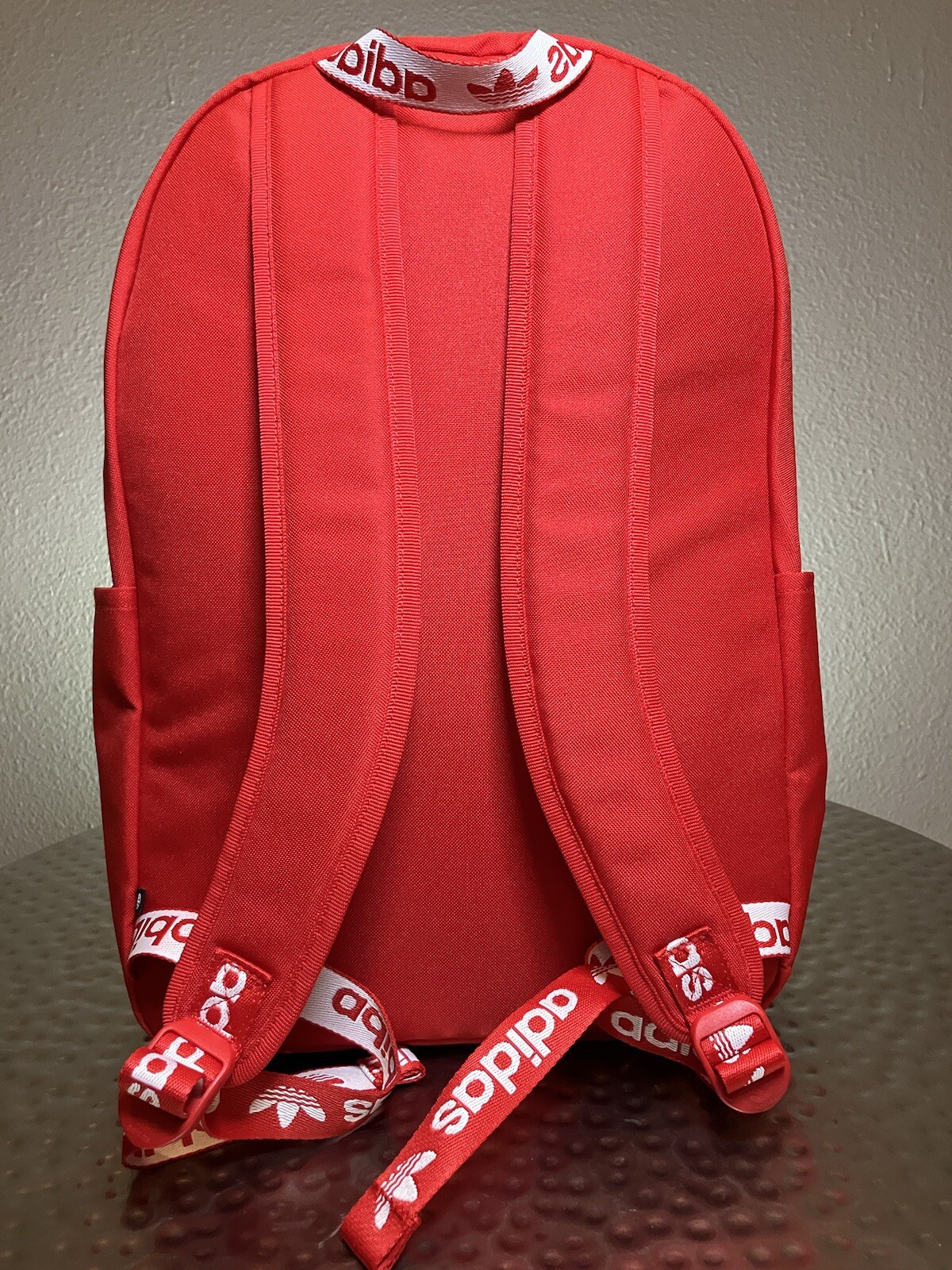 Adidas / ADICOLOR Backpack / HY1012 / Red / L