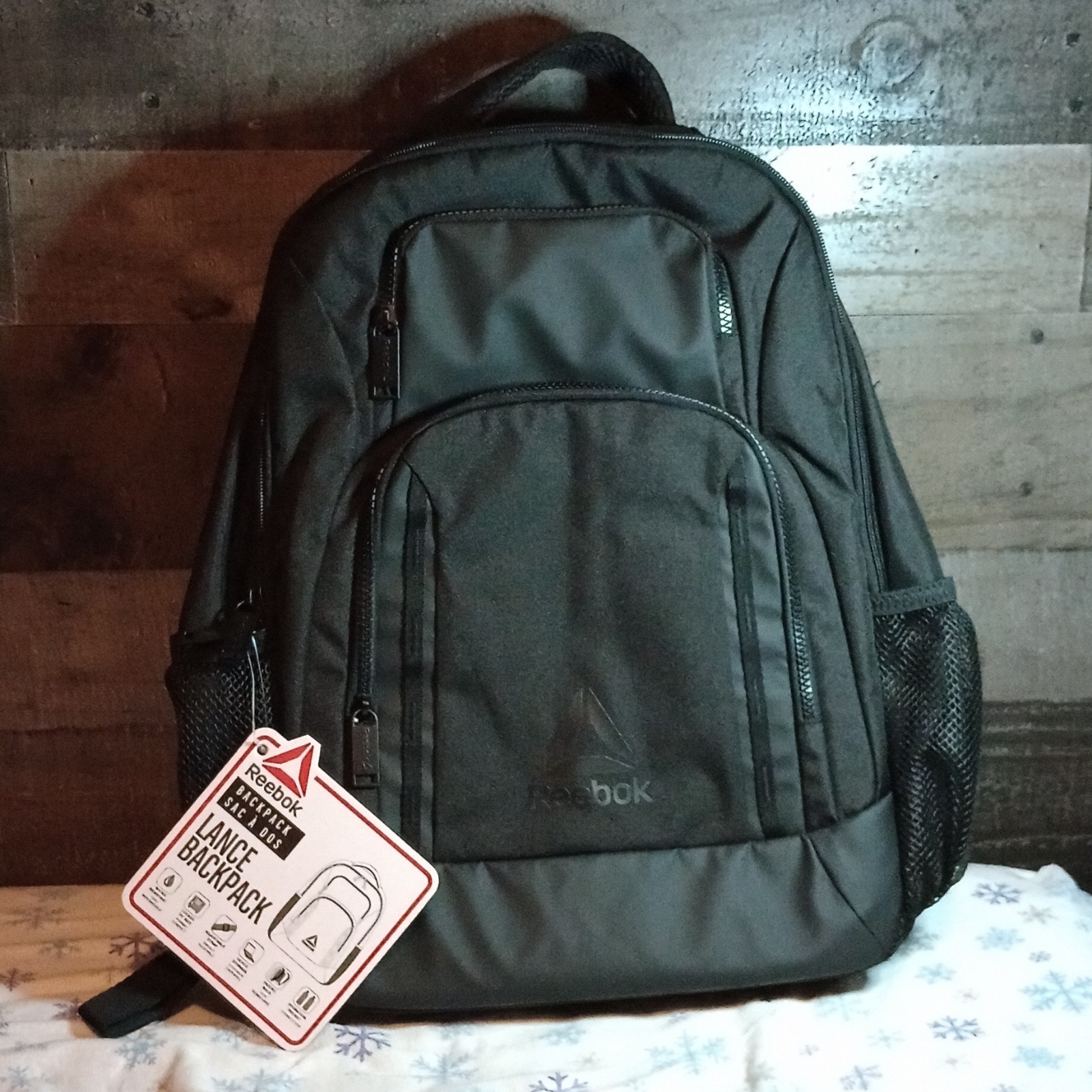 Reebok Black Backpack Water Resistant Zip Closure Adjustable Straps Padded Back