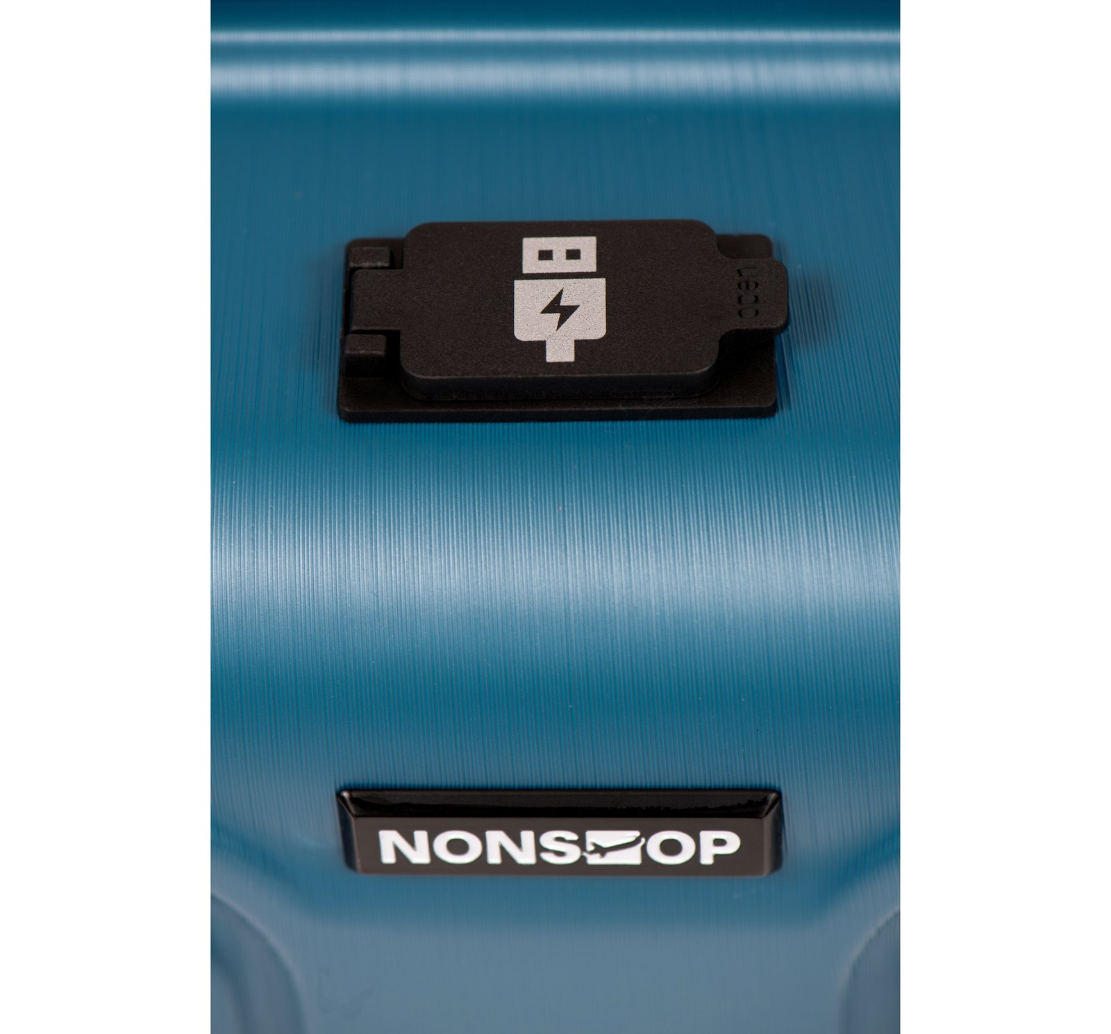 NONSTOP NEW YORK Luggage Expandable Spinner Wheels Teal Medium U5