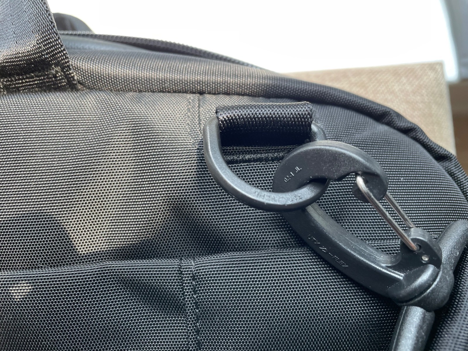 Aer Pro Brief Laptop Tech Work Travel EDC Briefcase/Shoulder Bag Excellent