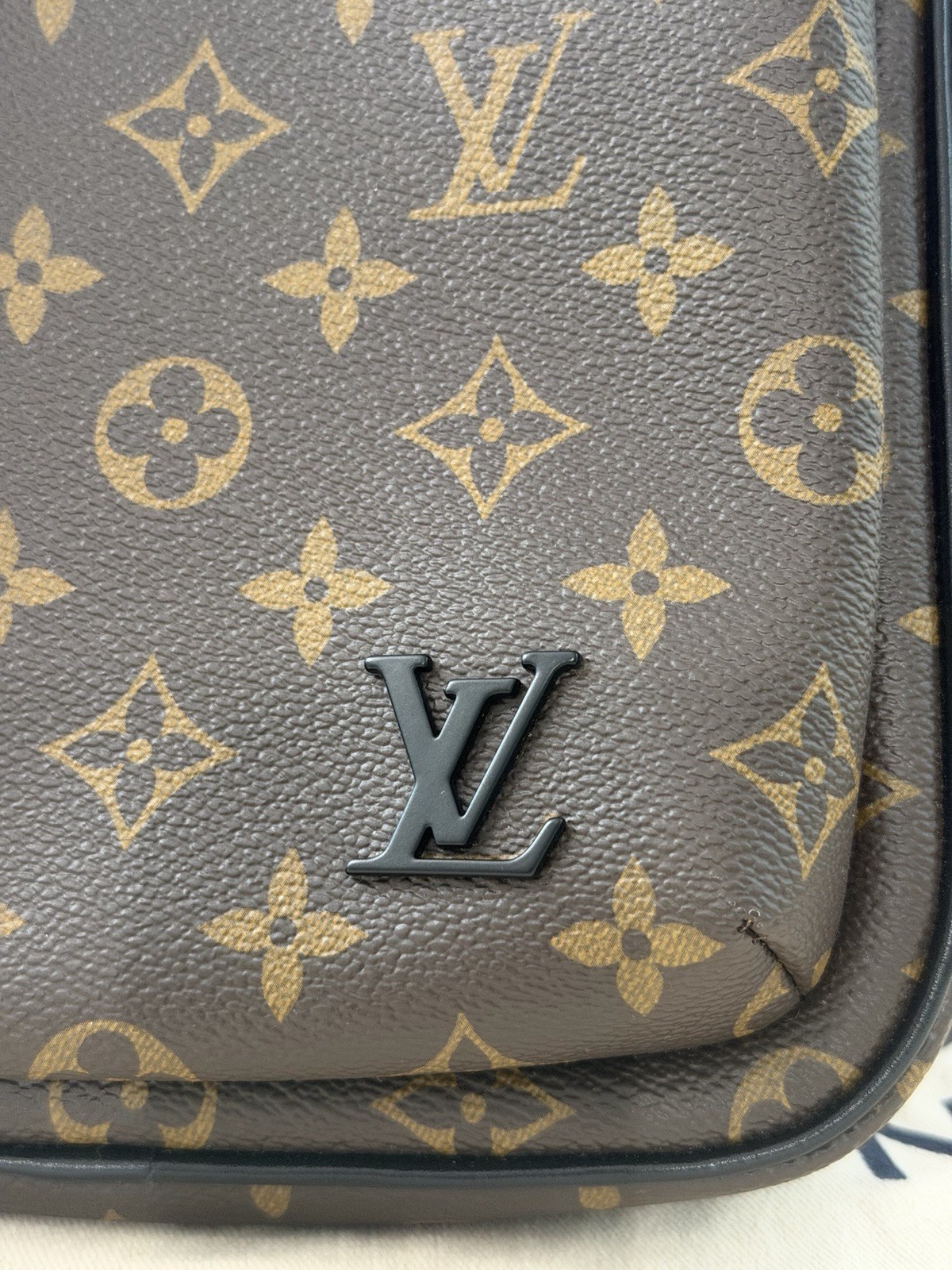 Louis Vuitton Monogram Macassar Avenue Sling Bag Brown/Black Zip, Adjustable