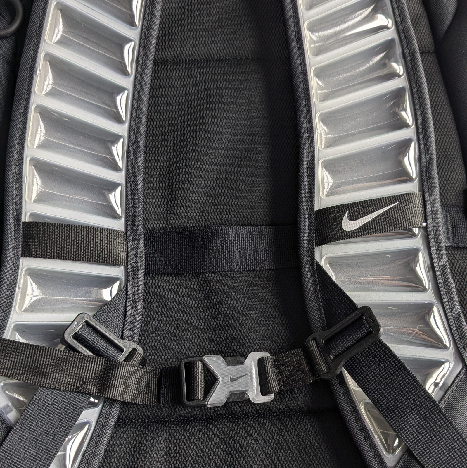 Nike Varsity Elite Backpack School Bag 32L Black Silver Size Large L HM9965-010