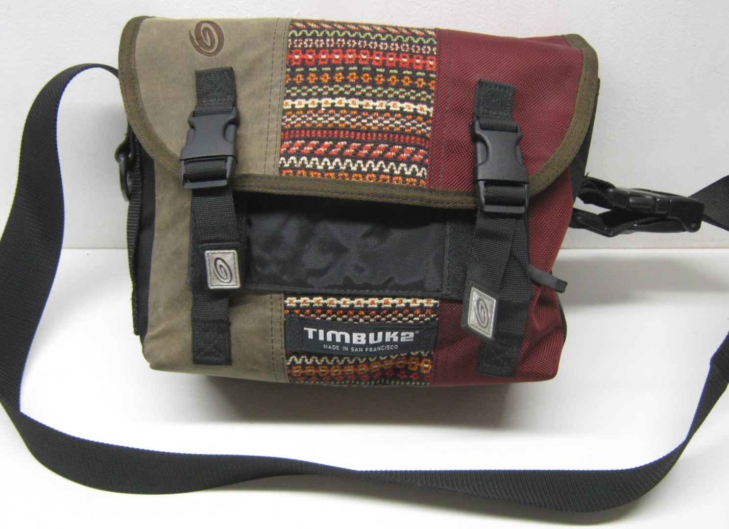 Timbuk2 Multi-Color SMALL Messenger Bag Brown Red Hippie San Francisco VTG?