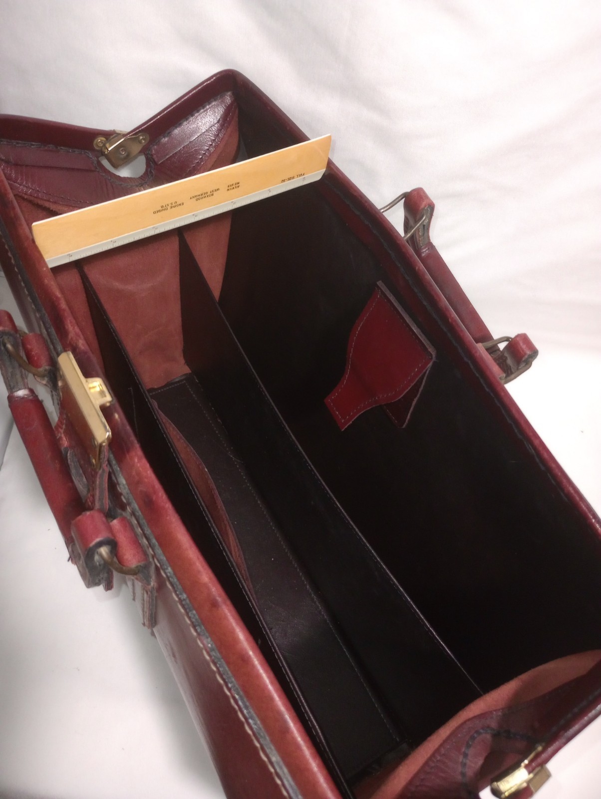 Vintage Leather Presto Lock Attache Briefcase – Top Open