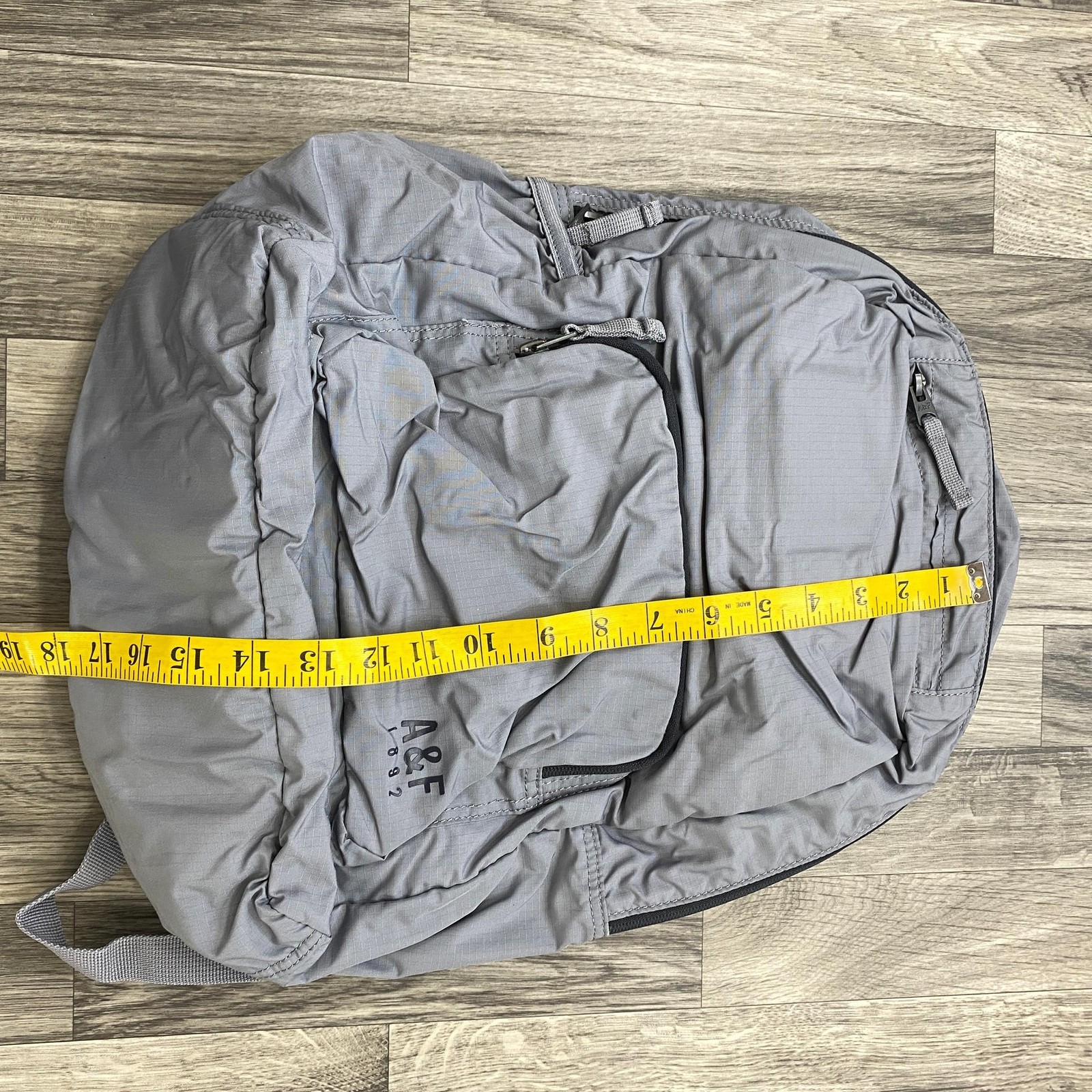 ABERCROMBIE & FITCH Adjustable Strap Lightweight Pockets Grey Unisex Backpack