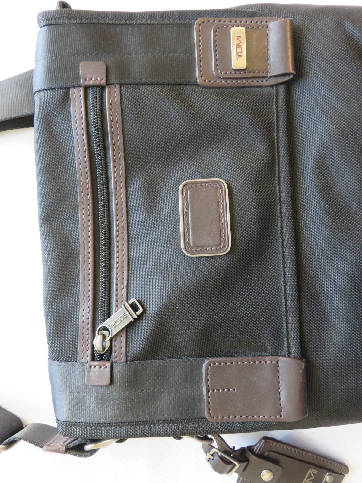 TUMI Alpha Bravo Beale Mini Messenger Bag Black Ballistic Nylon Crossbody 22371