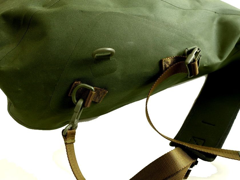 Import duty included for US buyers F/CE. Waterproof Seamless Rolltop Backpack O