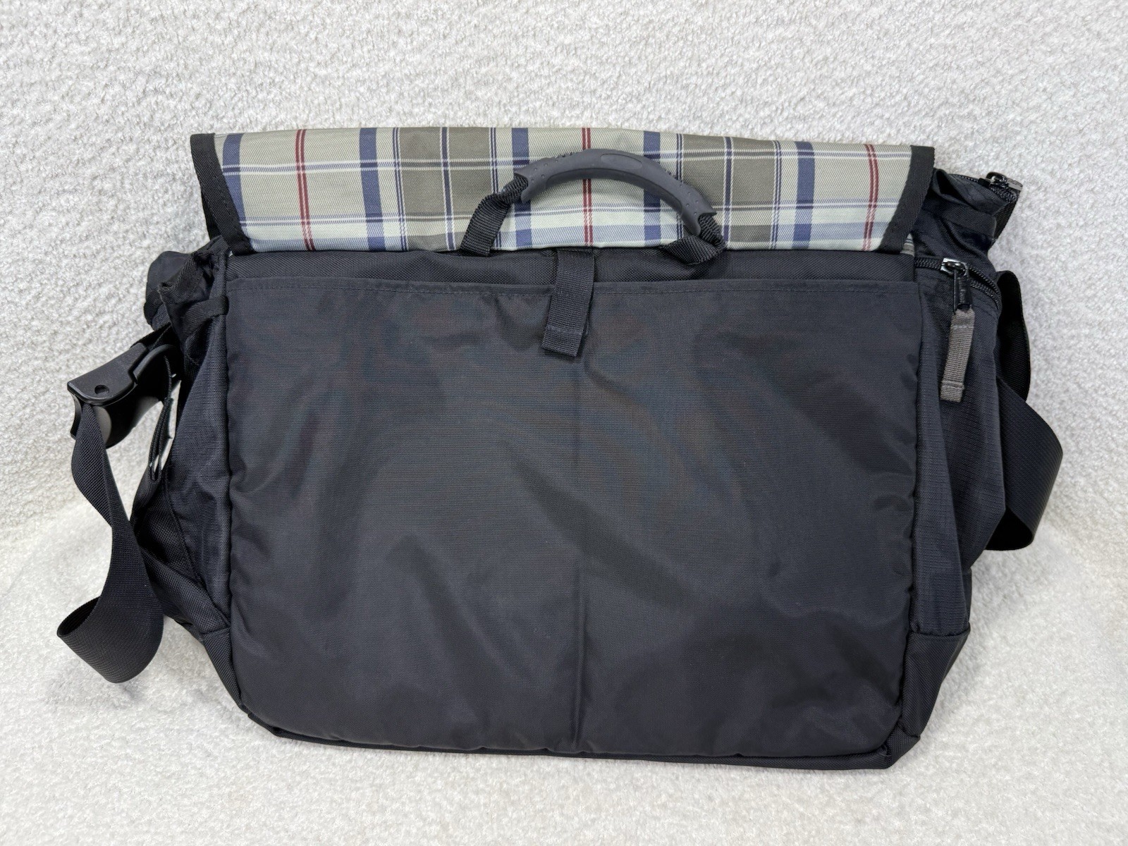 *VGUC* LLBean Medium Sized Plaid Messenger Bag with/Laptop Sleeve