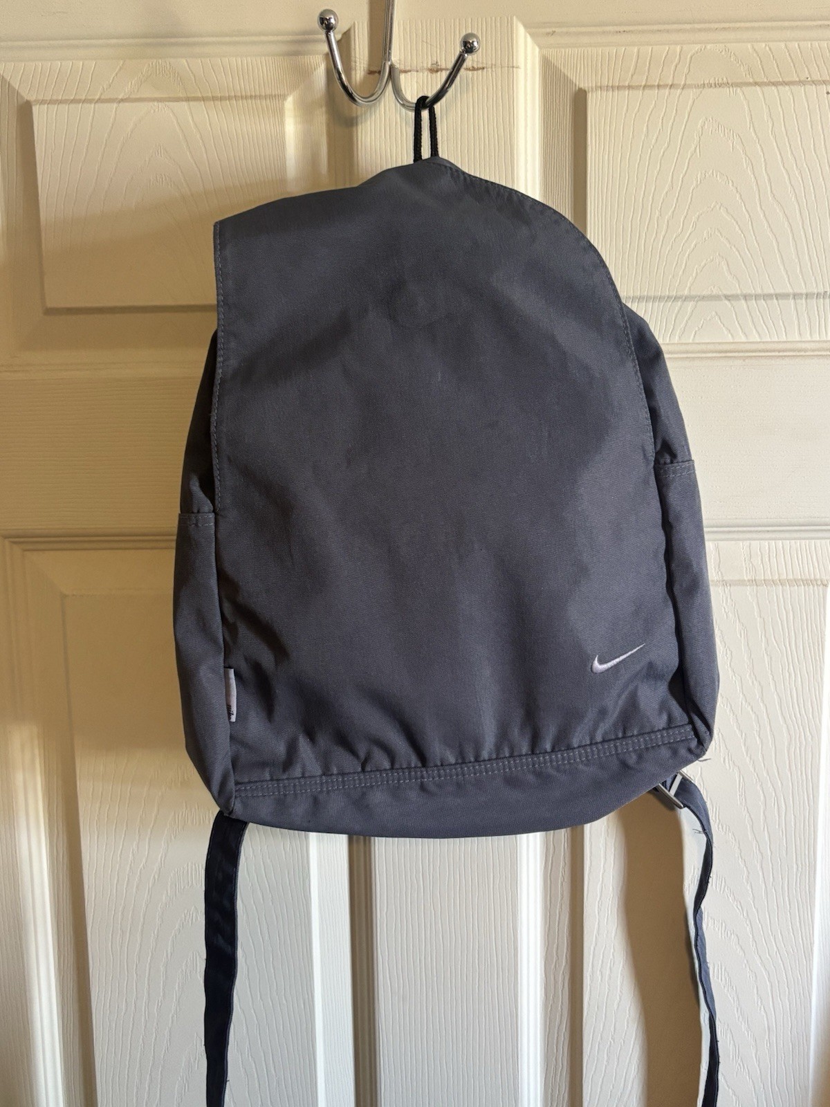 Nike Y2K Backpack With Magnet Clasp and Zipper