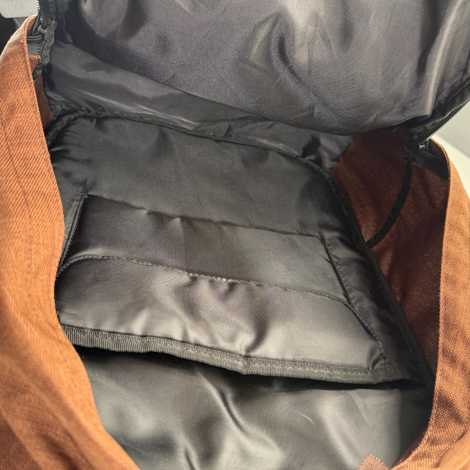 ELECTRIC VISUAL Laptop Padded Backpack Adult Brown 3 Compartments Everyday Bag