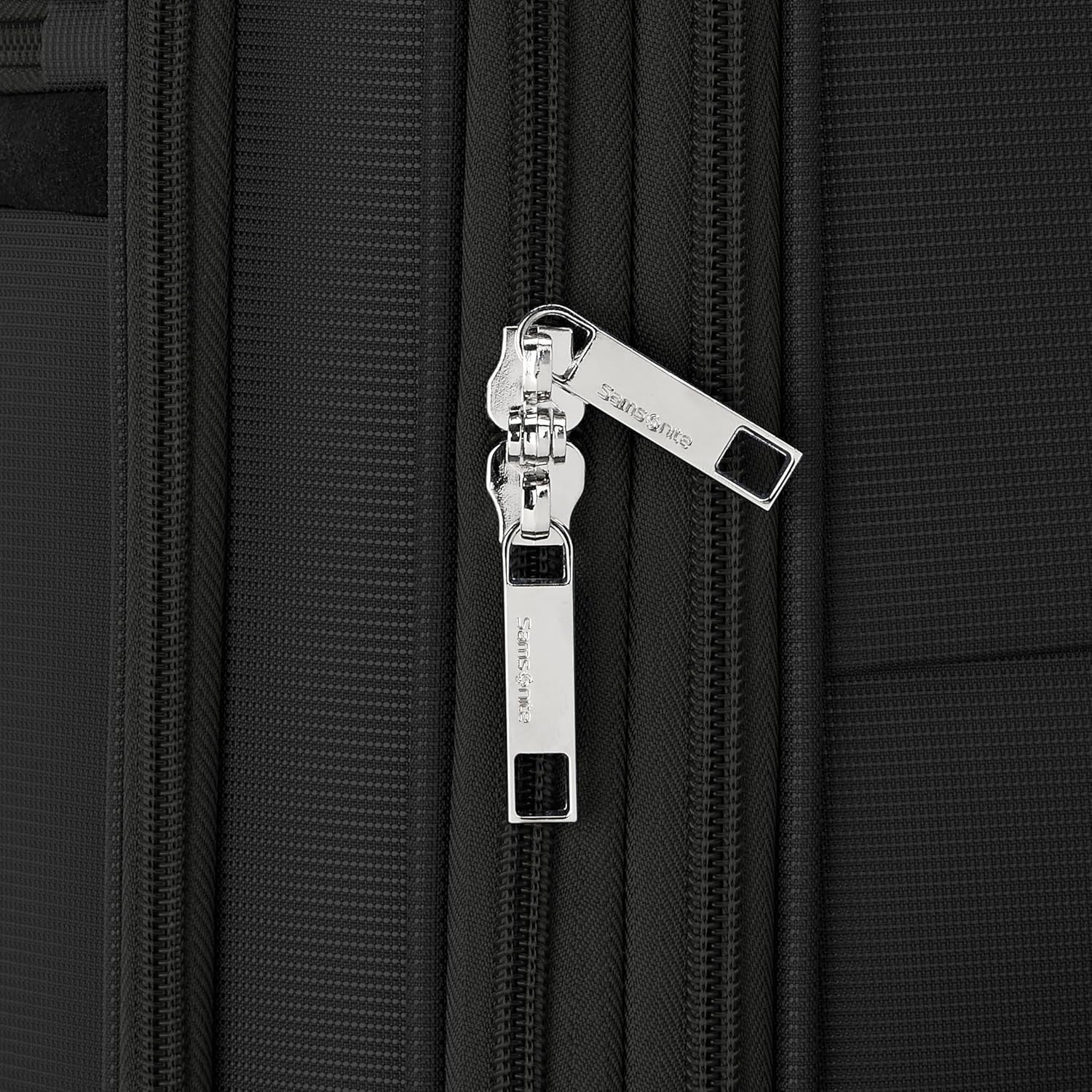 Soft-Sided 29-Inch Lightweight Large Checked Expandable Element Suitcase: Durabl
