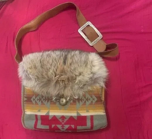 Vtg Pendleton Aztec Southwestern Blanket Wool, Leather, Fur cross body tote bag