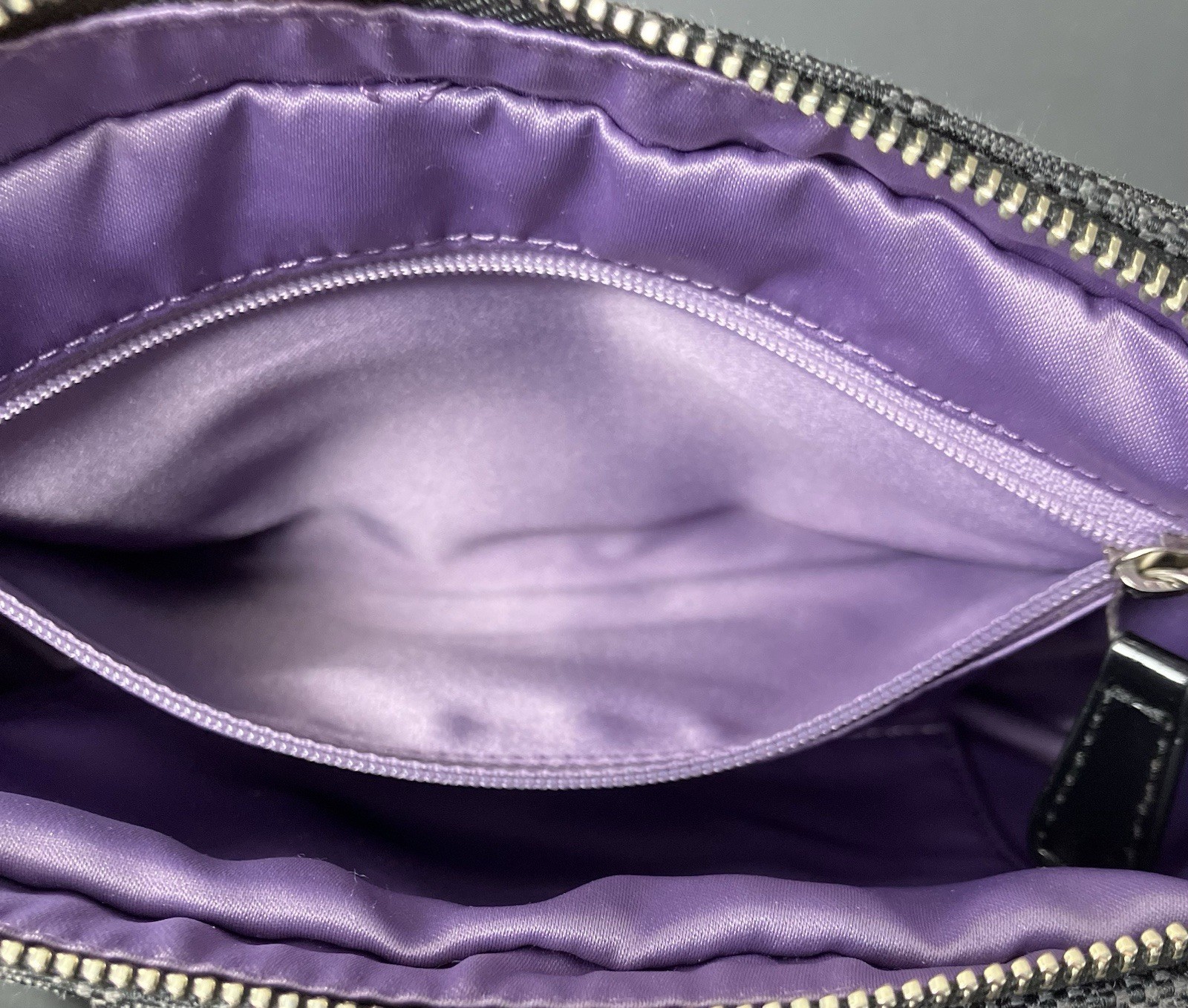 COACH MONOGRAM CROSS BODY PURSE/BAG C1375-25043 GREY/BLACK PURPLE SATIN LINING