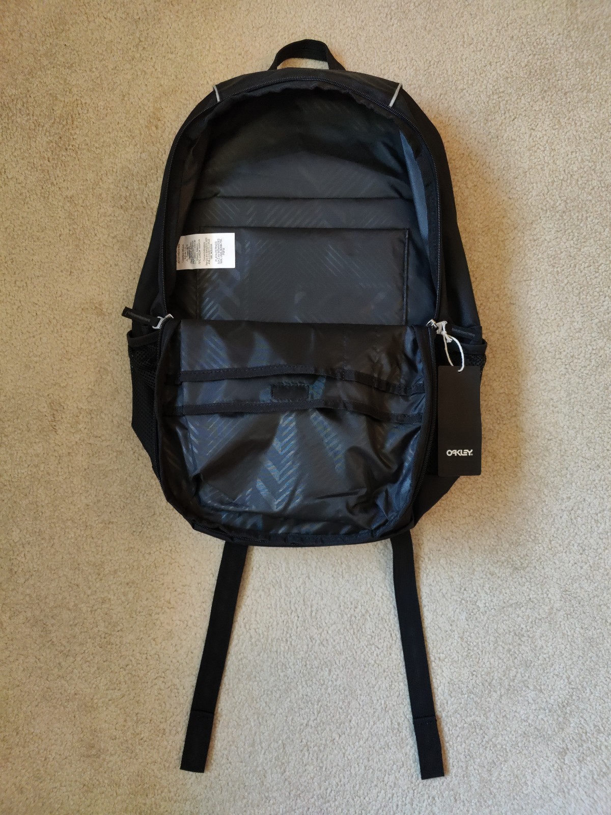 Oakley Enduro 20L 3.0 Backpack – Blackout Color (Black)
