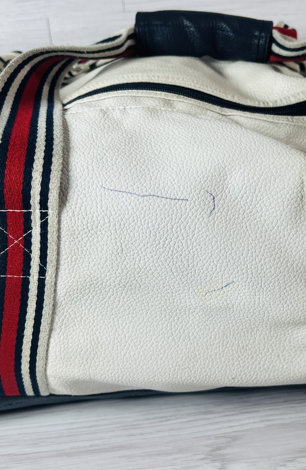 Vintage 90s FILA White Grant Hill Tennis Basketball Navy Large Duffel See Pics