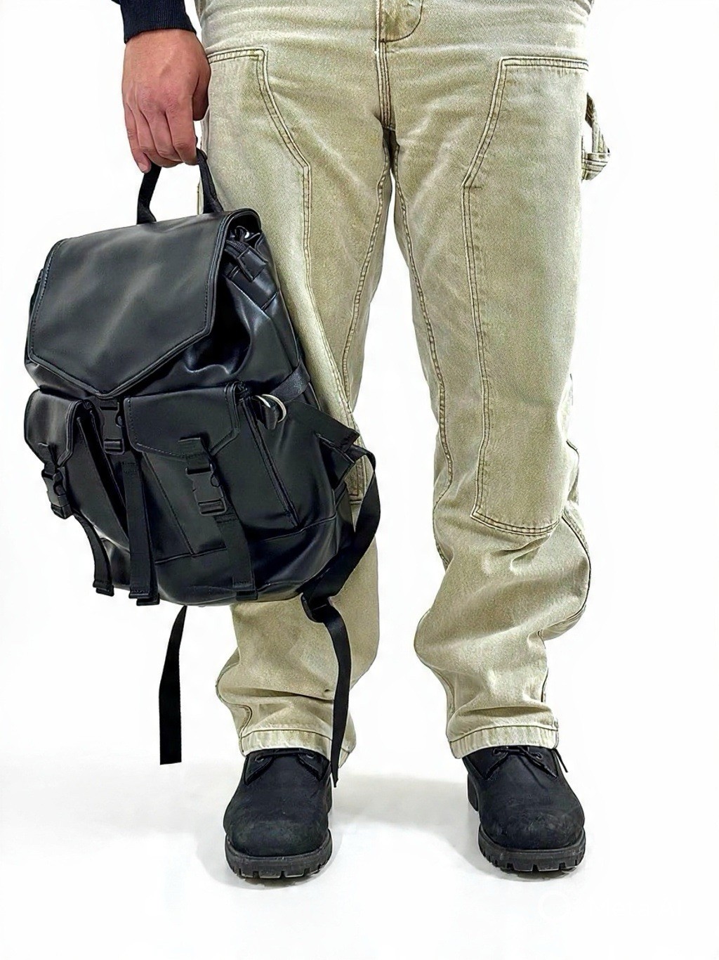 Stylish Unisex Leather Backpack Versatile and Durable. Everday University Work