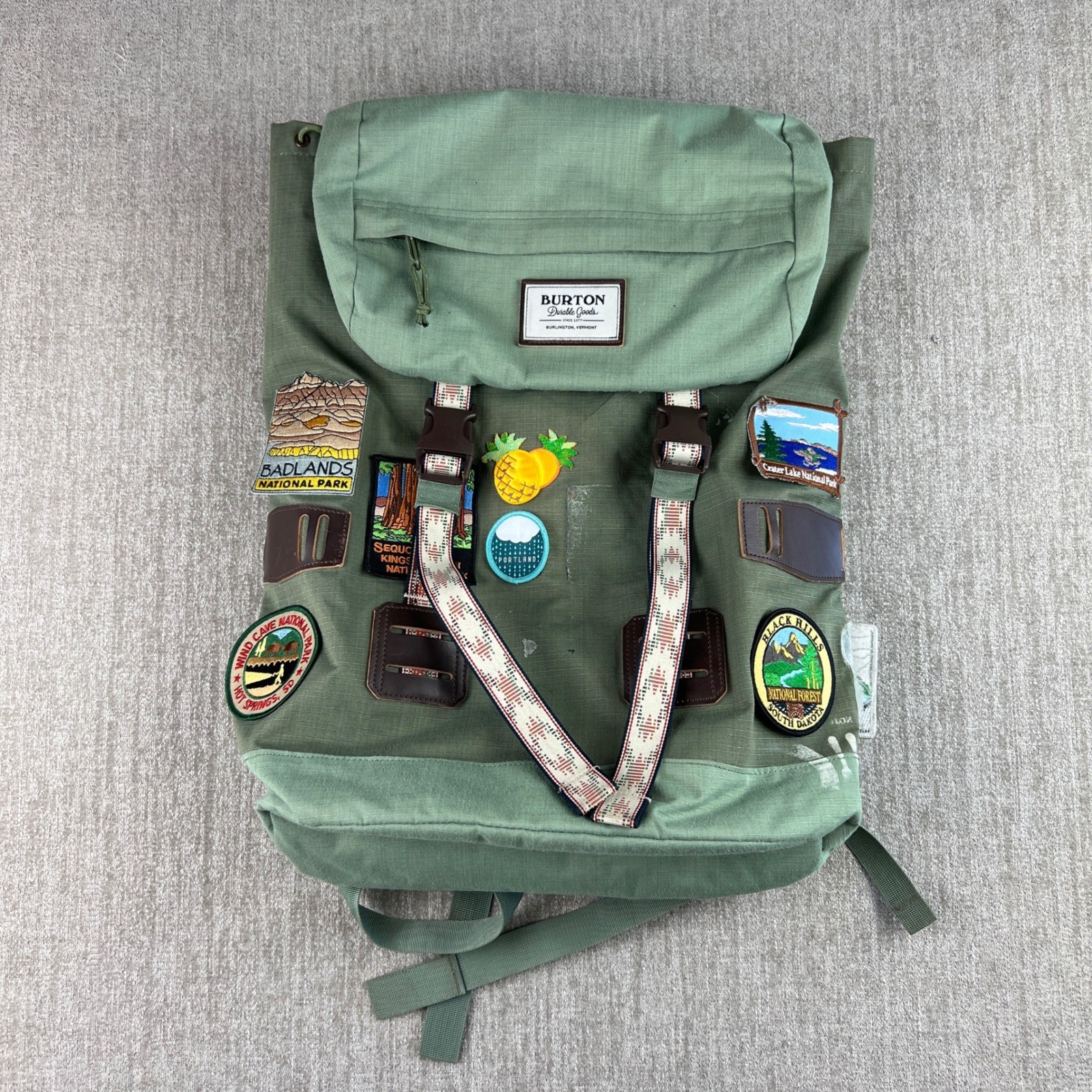 Burton Tinder Backpack Sage Green National Park Patches Rucksack 25L Ripstop
