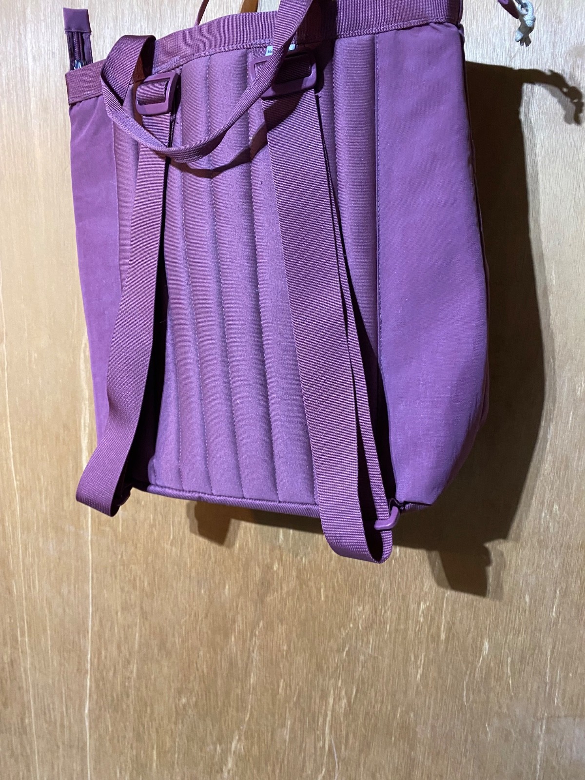 THE NORTH FACE Berkeley Tote Pack Purple