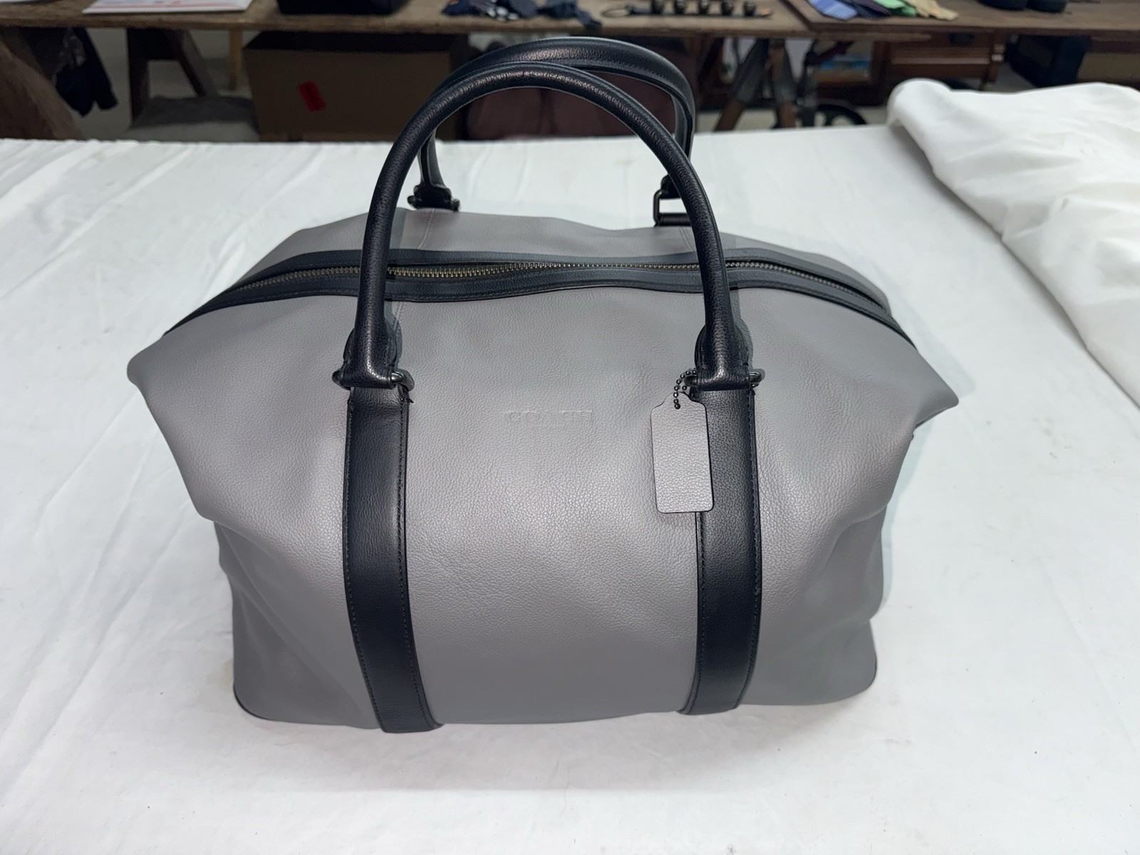 NWOT Coach F54765 Voyager Duffle Bag Sport Calf Leather Matte Grey Weekender