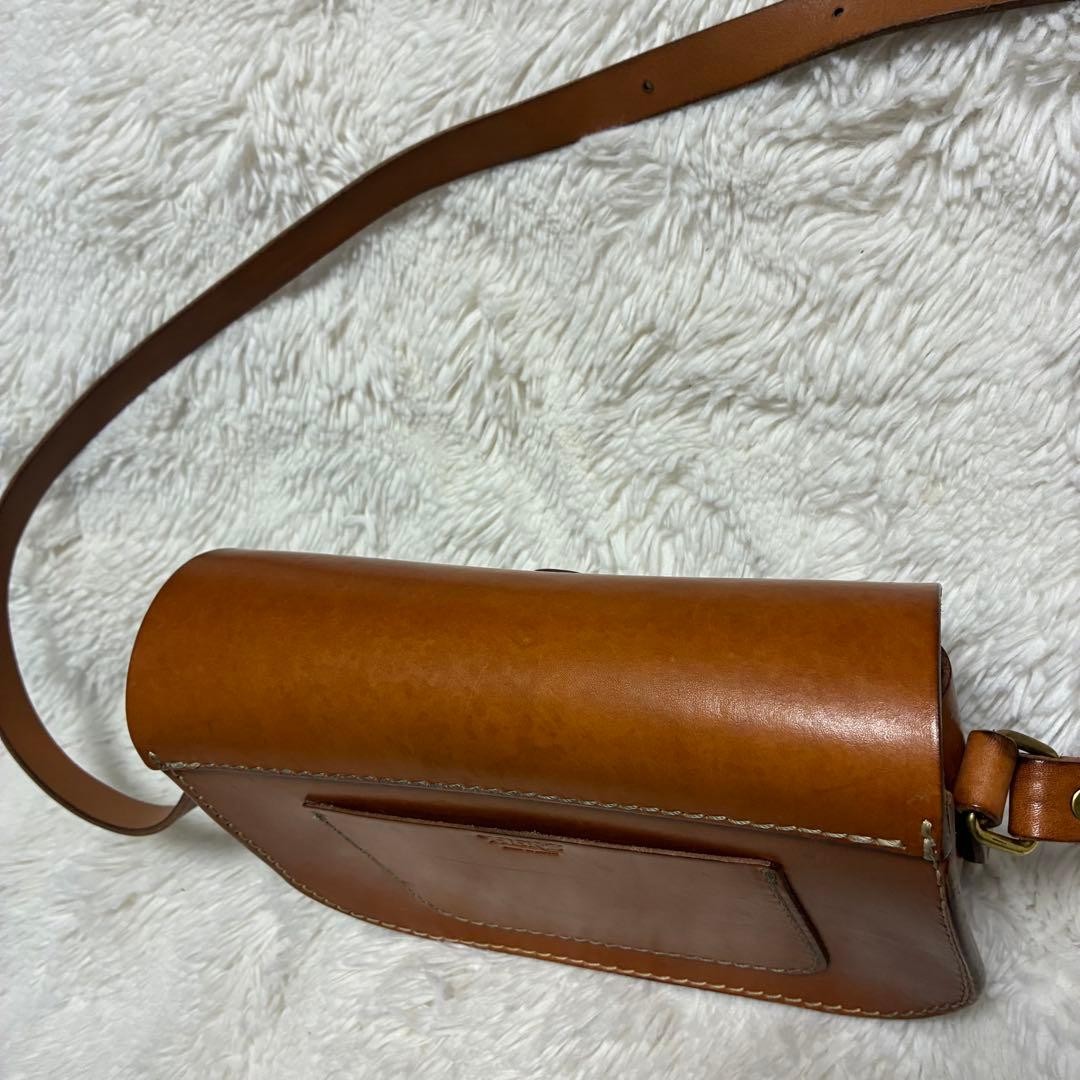 Brown Leather Shoulder Bag Flap Closure 24cm 9.4in Classic Style Strap 123cm