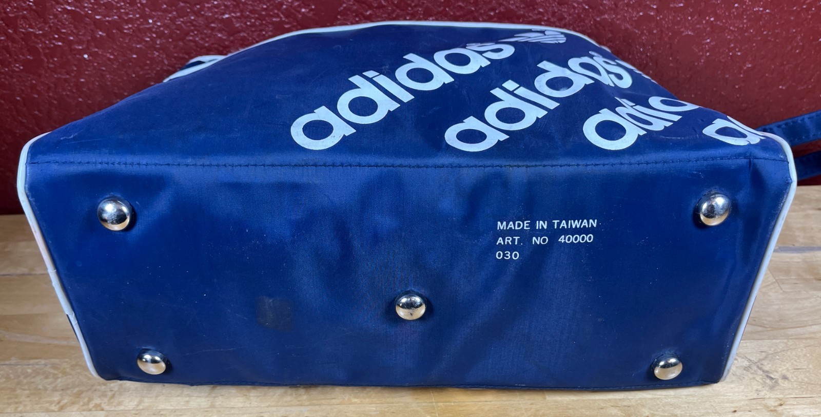 Vintage Original Adidas Trefoil Blue/White Duffel Gym Shoulder Strap Travel Bag