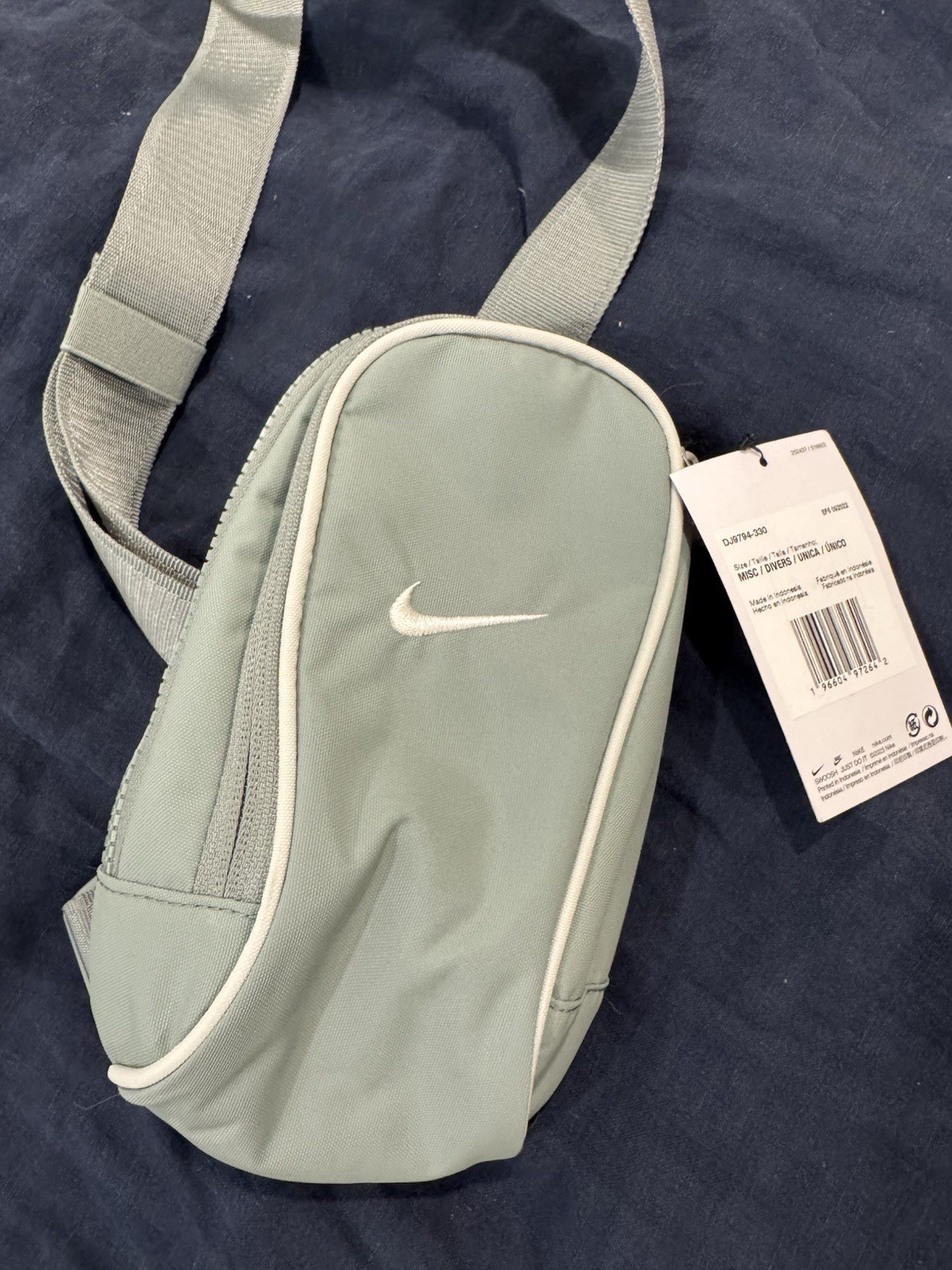 Nike Sportswear Essentials Mini Crossbody Sling Festival 1L Grey Bag DJ9794-330