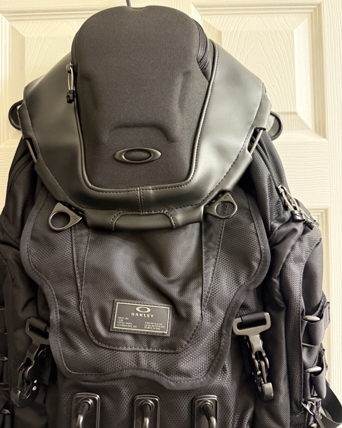 Oakley Kitchen Sink Backpack Stealth Black 34L Laptop Tactical Hiking Black