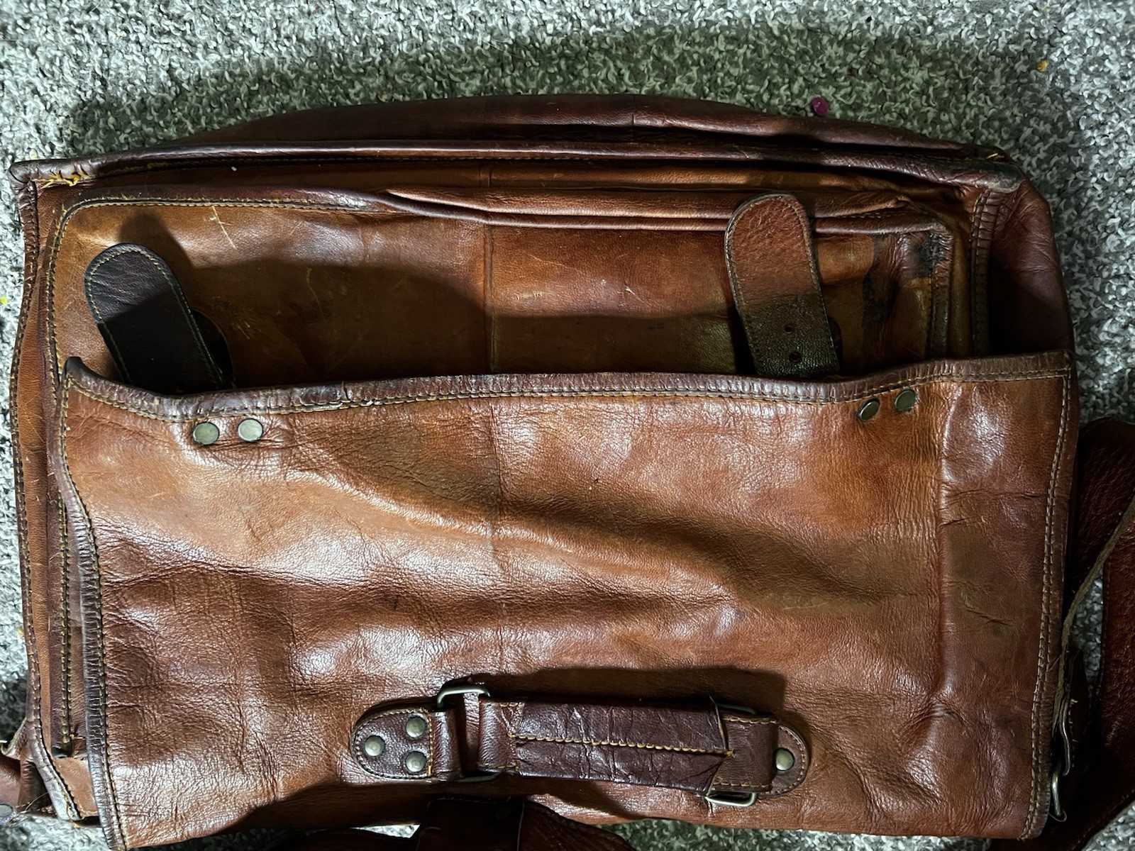 Komal’s Passion Leather Brown Large Messenger Bag Buckle Zip
