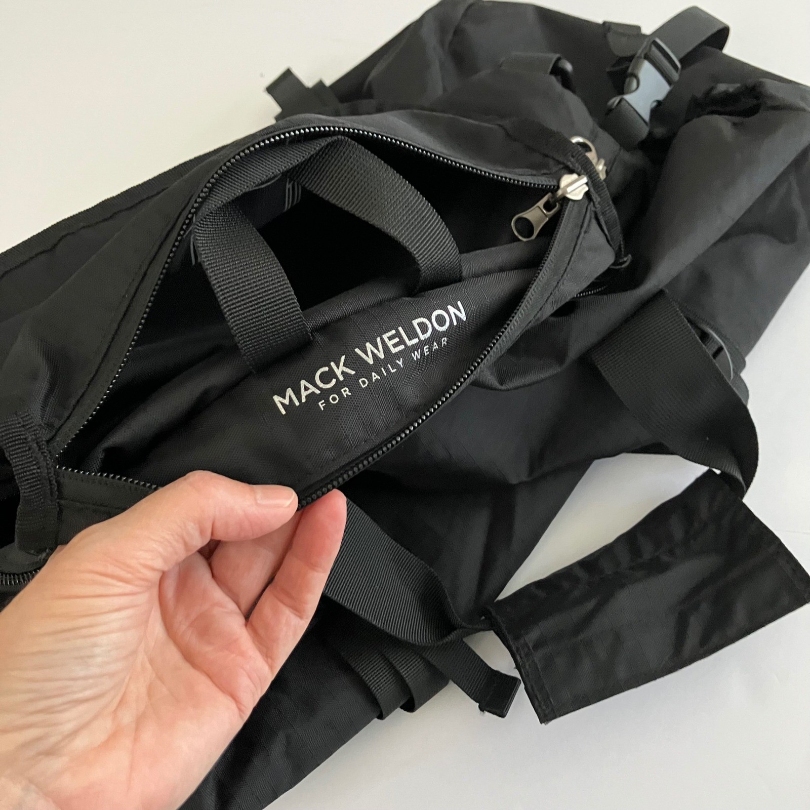 Mack Weldon Packable Duffel Gym Bag Ripstop Nylon Water Resistant 17.5″X9″X9.5″