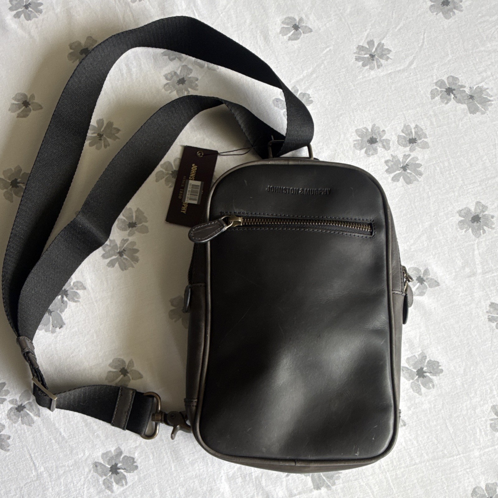Johnston & Murphy Black Small Crossbody Sling Bag Zip, Adjustable Strap Leather